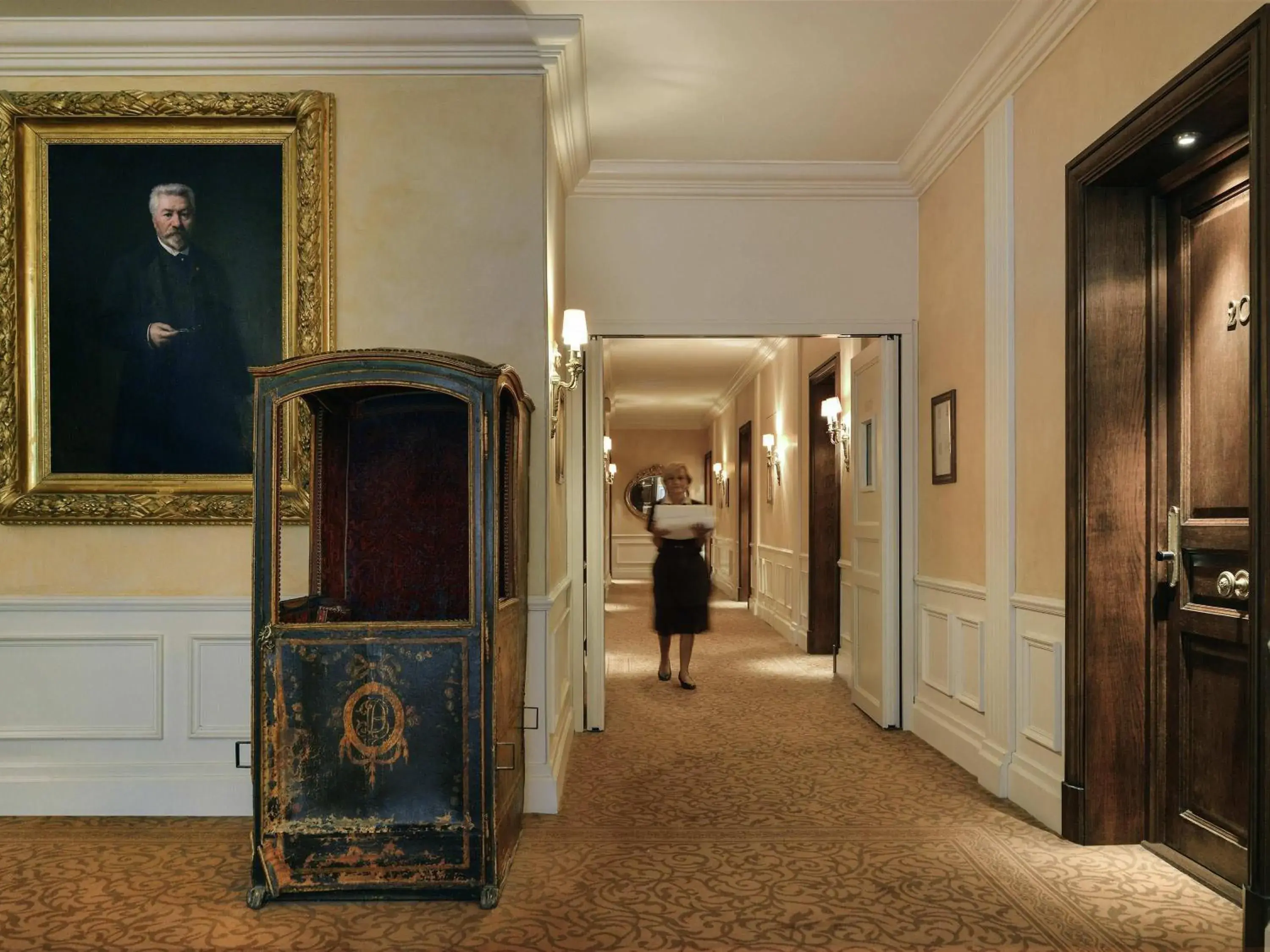Bedroom in Hotel de la Cité Carcassonne - MGallery Collection Bedroom in Hotel de la Cité Carcassonne - MGallery Collection