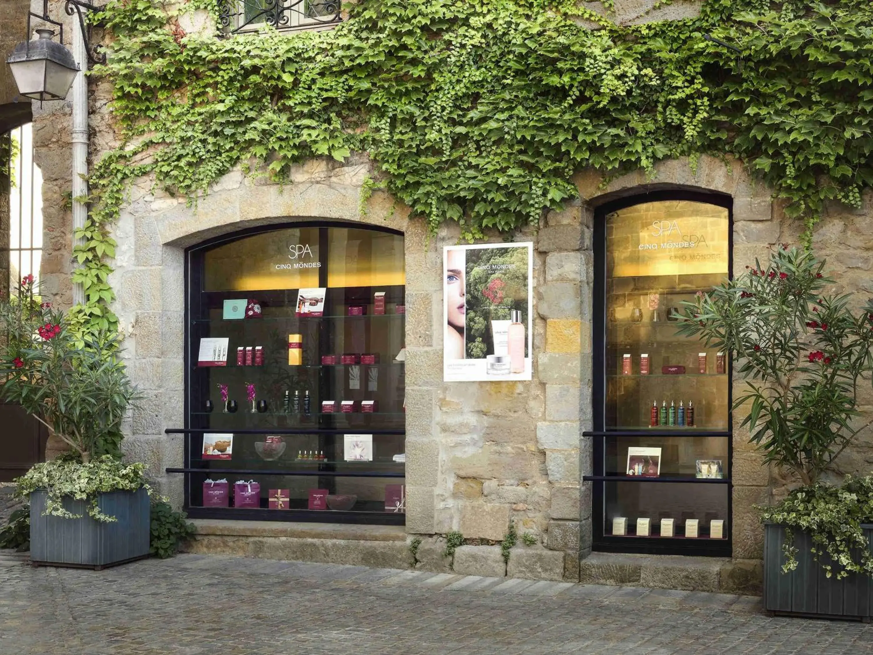 Spa and wellness centre/facilities in Hotel de la Cité Carcassonne - MGallery Collection Spa and wellness centre/facilities in Hotel de la Cité Carcassonne - MGallery Collection