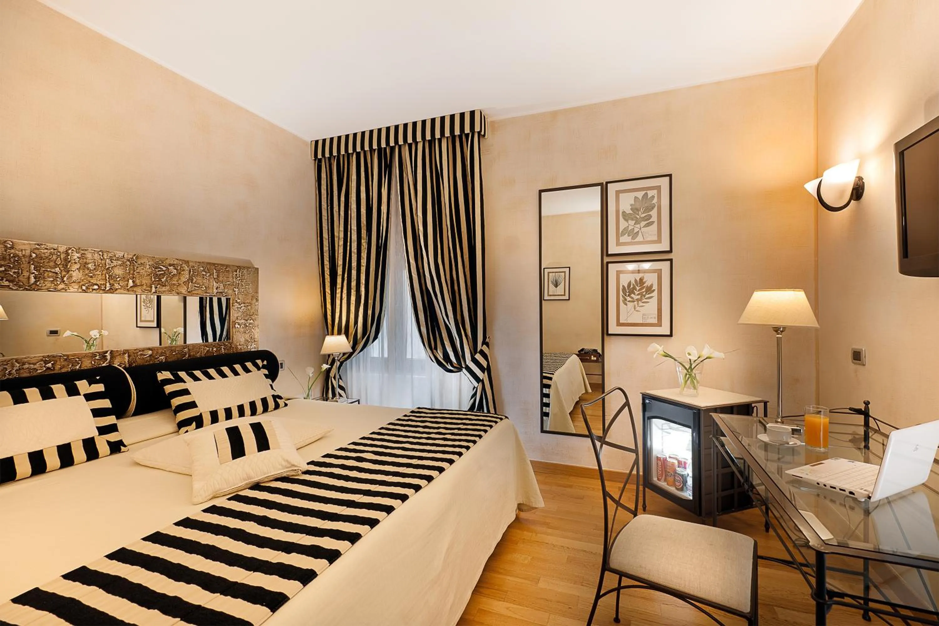 Bedroom, Bed in Hotel Mastino