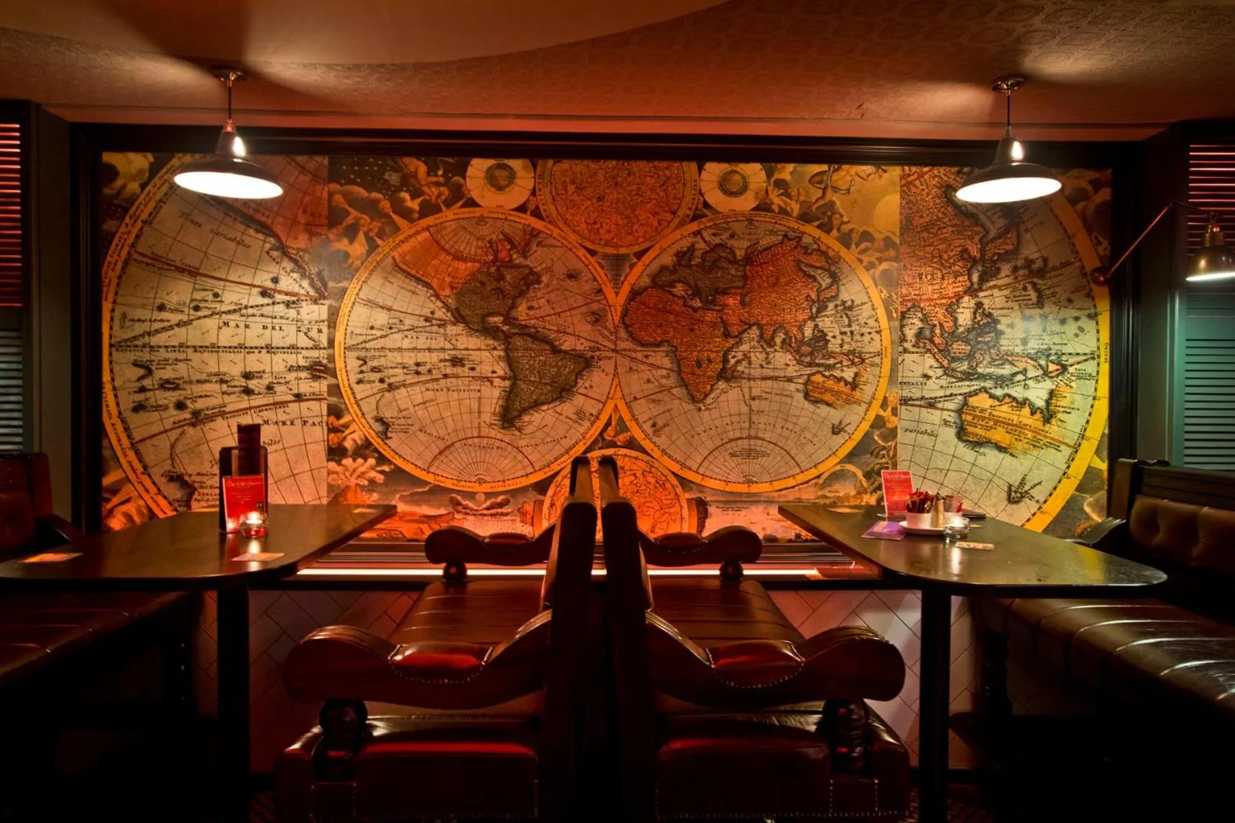 Restaurant/places to eat in The Old Quarter Townhouse