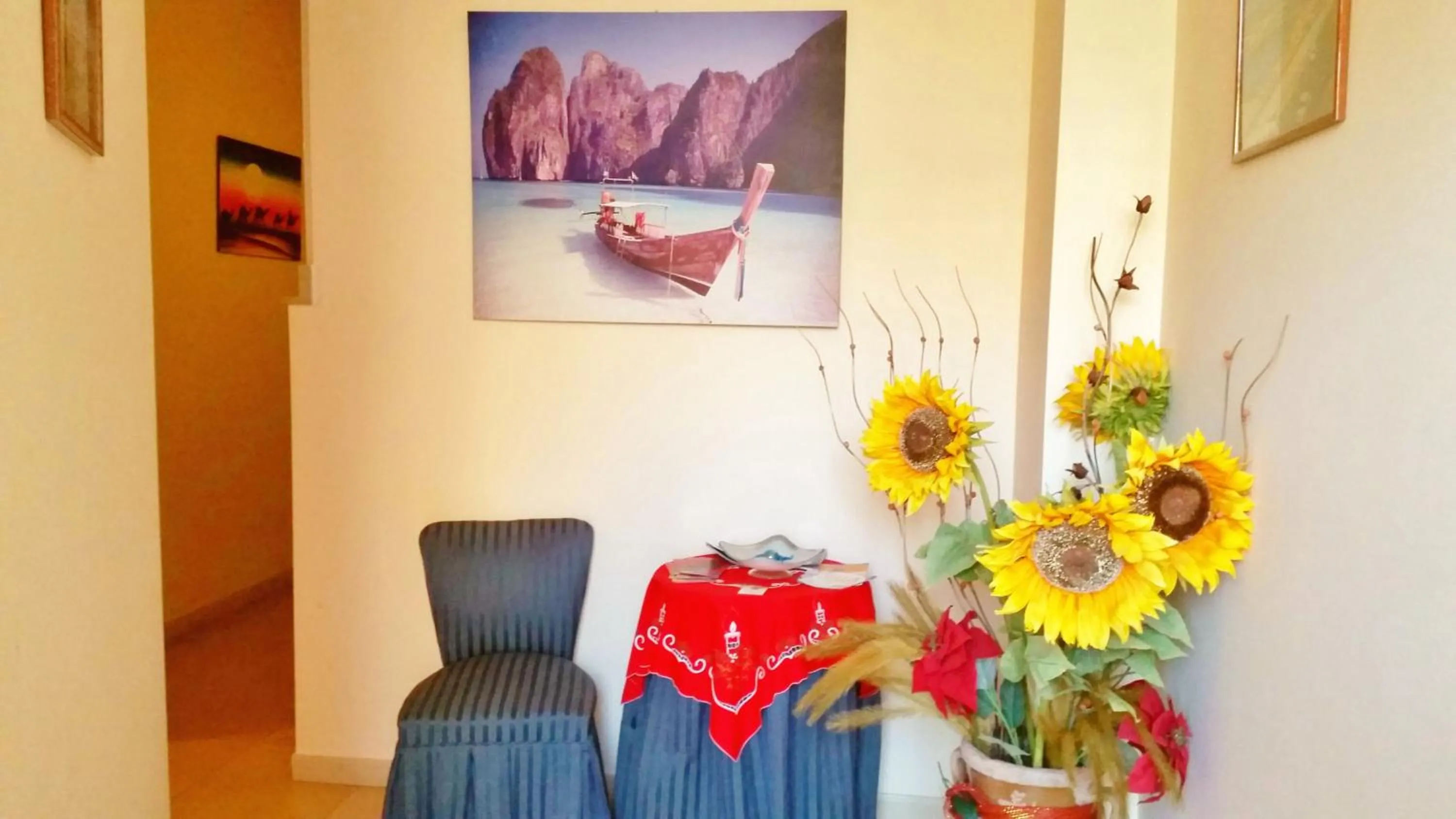 Lobby or reception in B&B La Villetta Gela