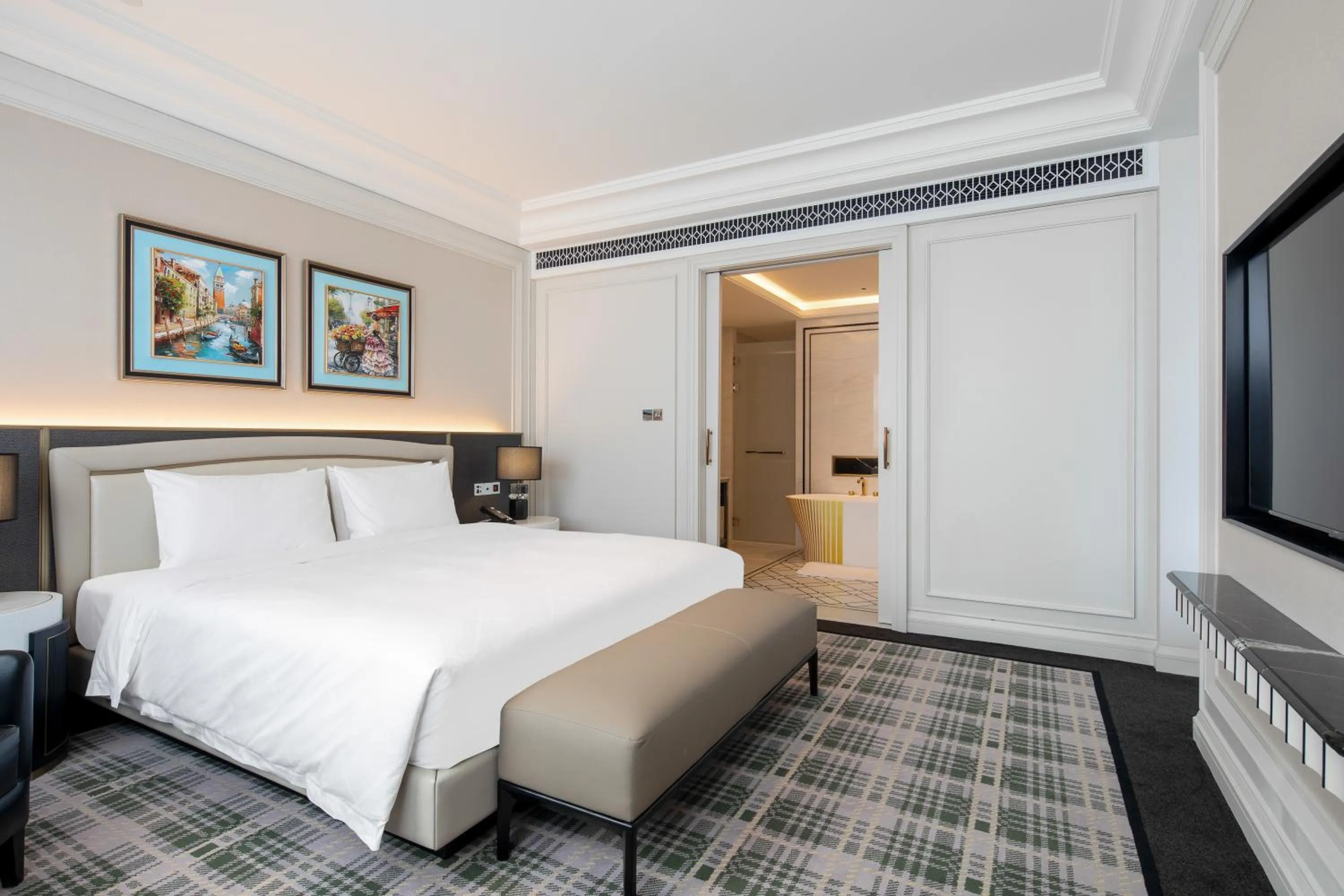 Bed in Pullman Beijing South - Newly Renovated