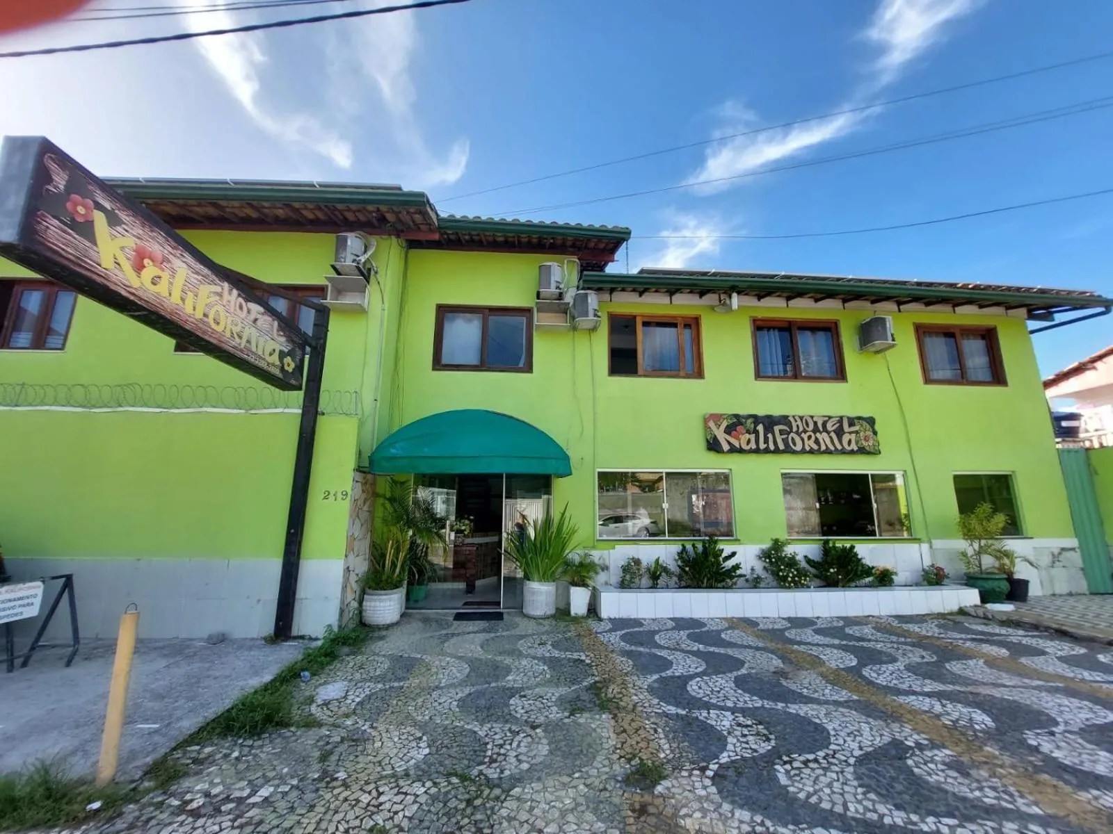 Hotel Kalifornia