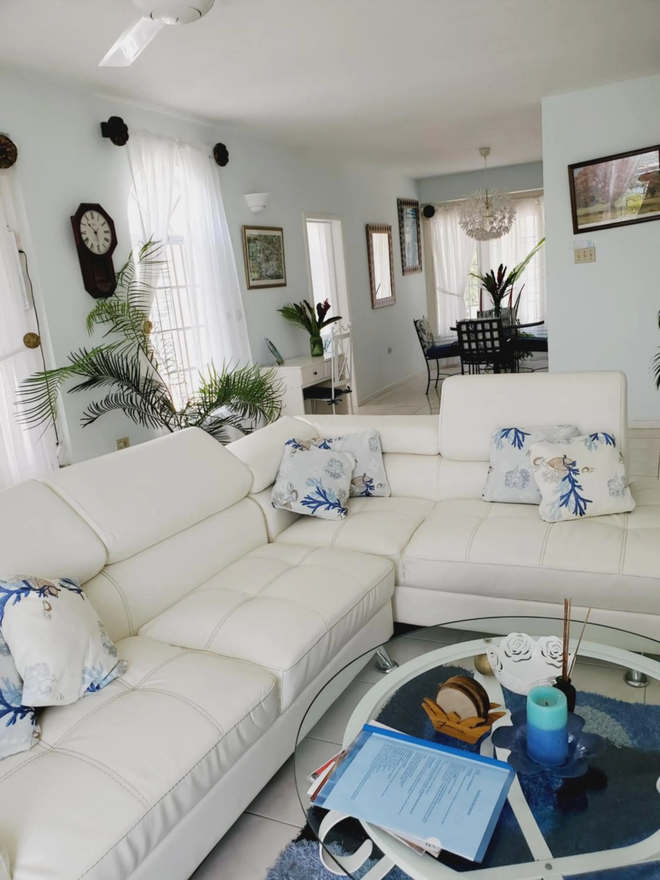 Living room in Blue Topaz
