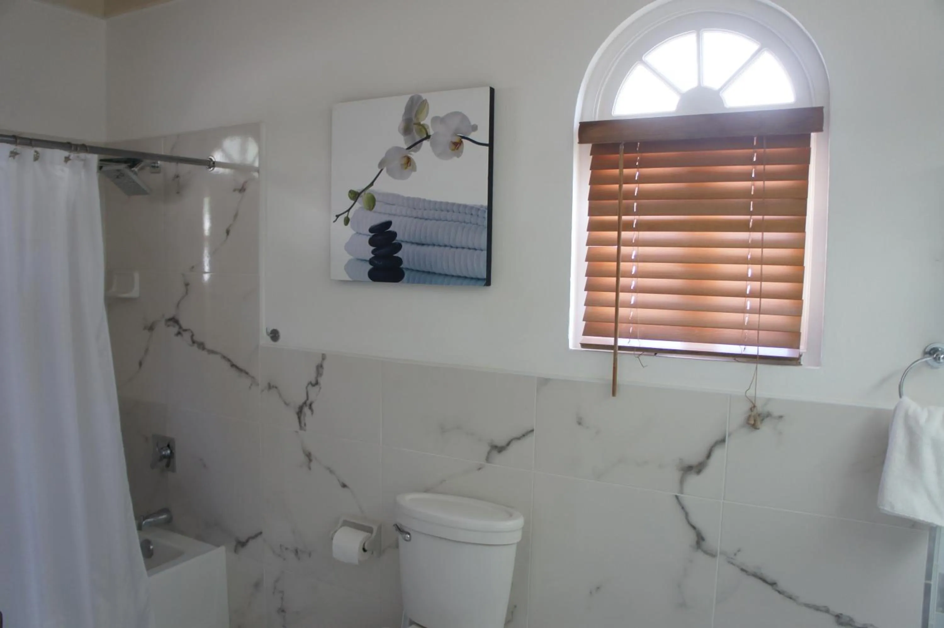 Bathroom in Blue Topaz