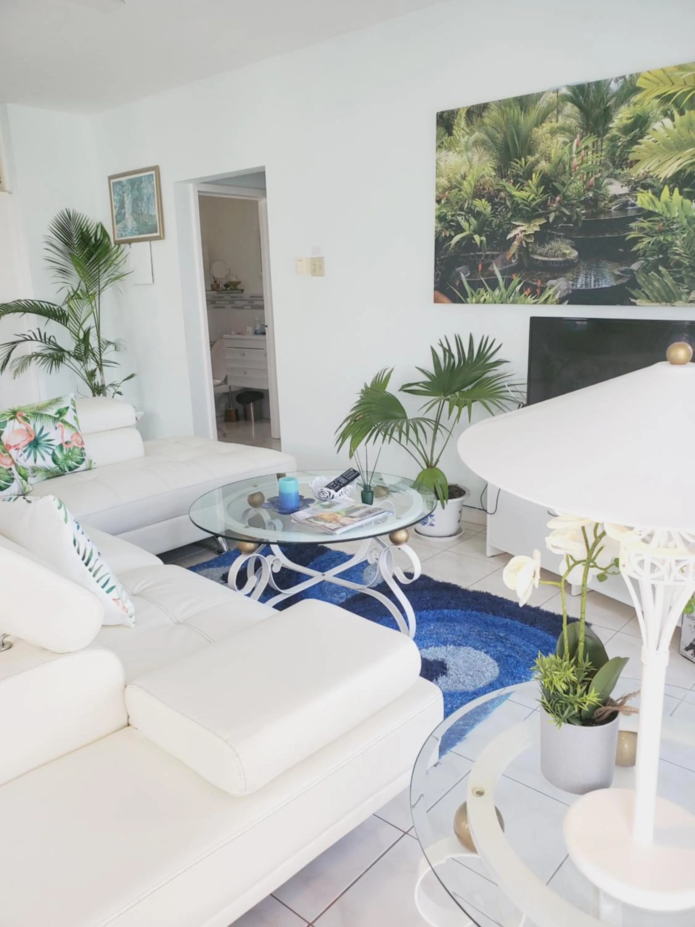 Living room in Blue Topaz