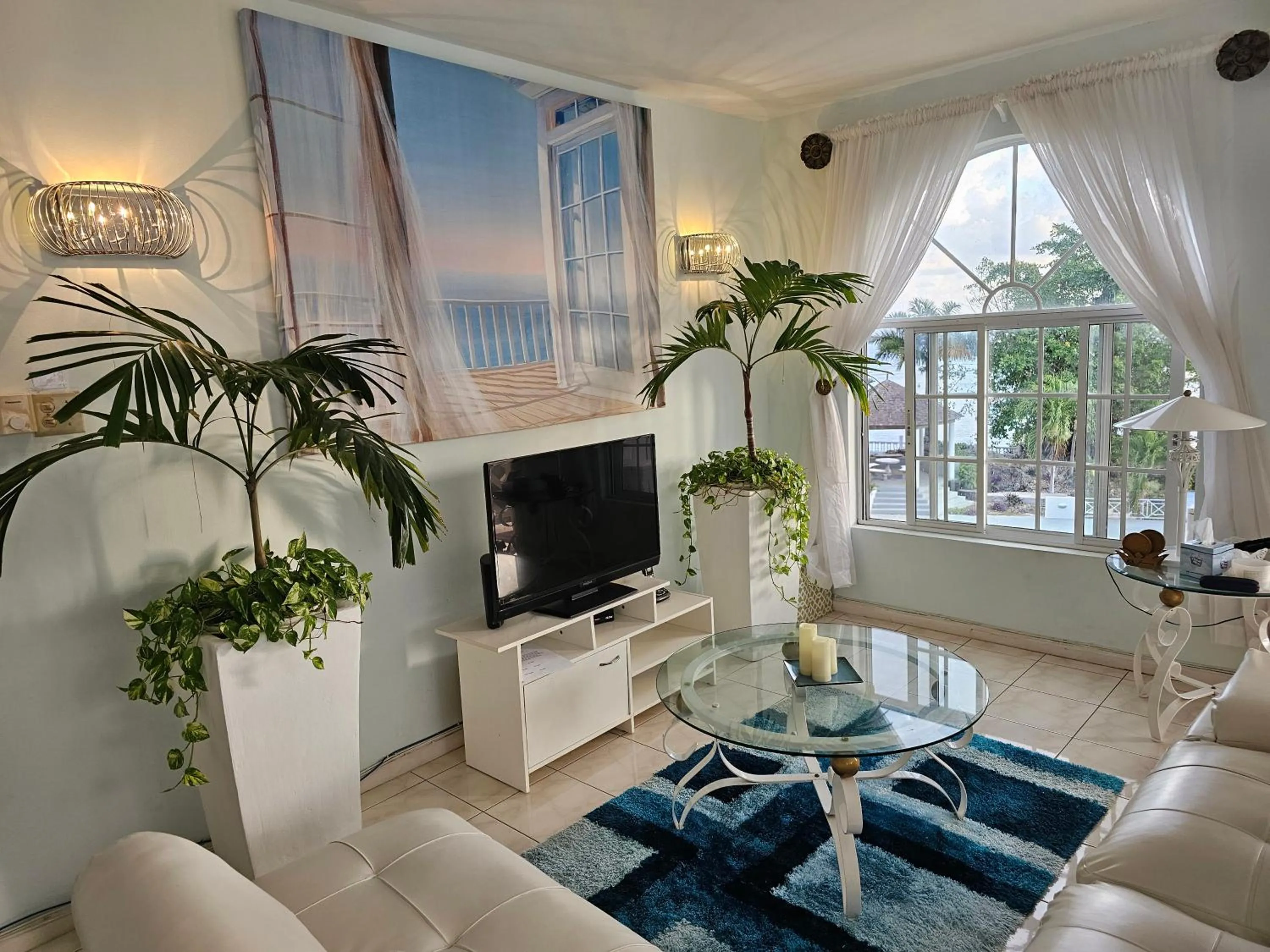 Seating area in Blue Topaz