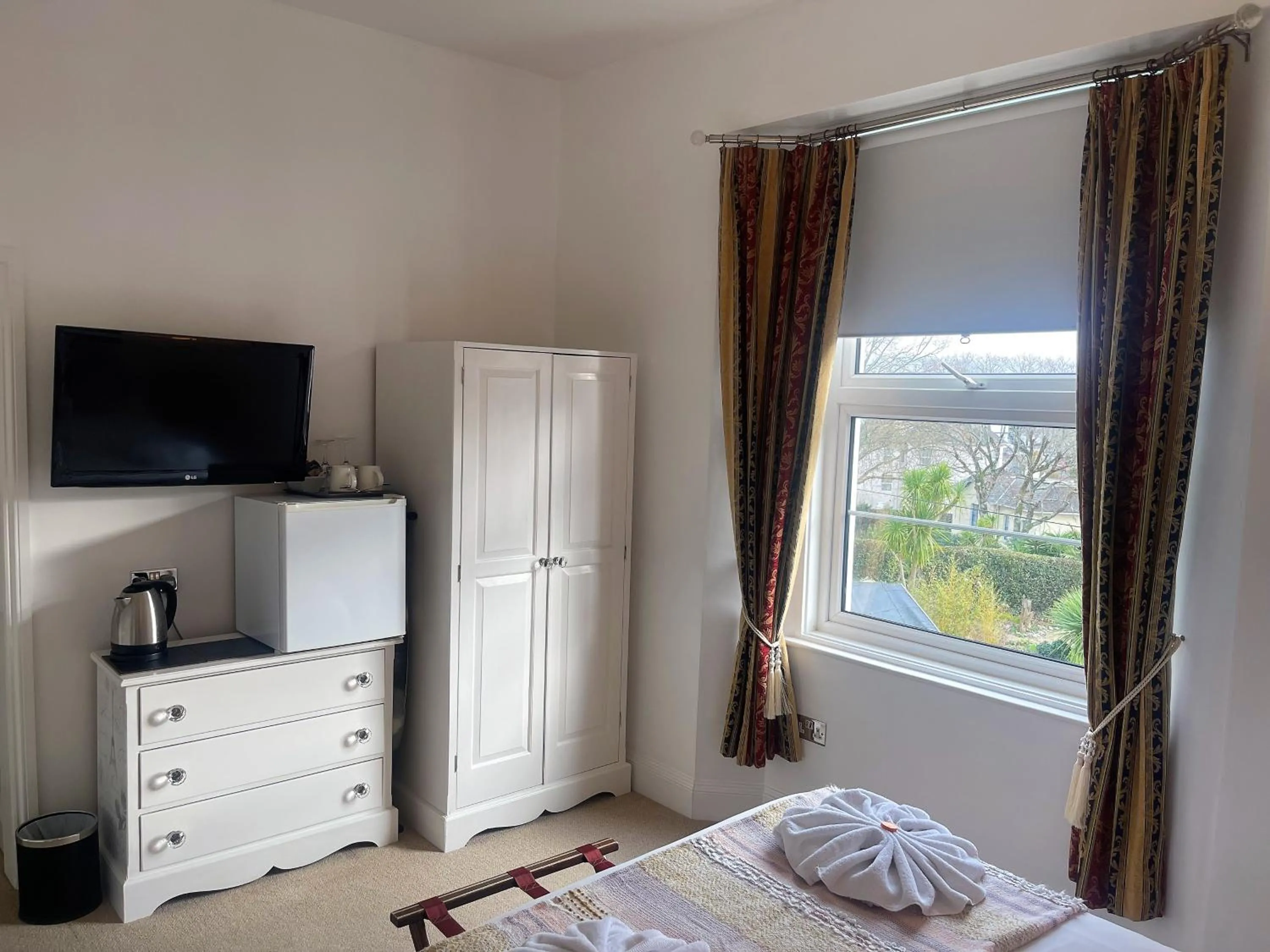 Bedroom, Bed in The Southbourne Villa