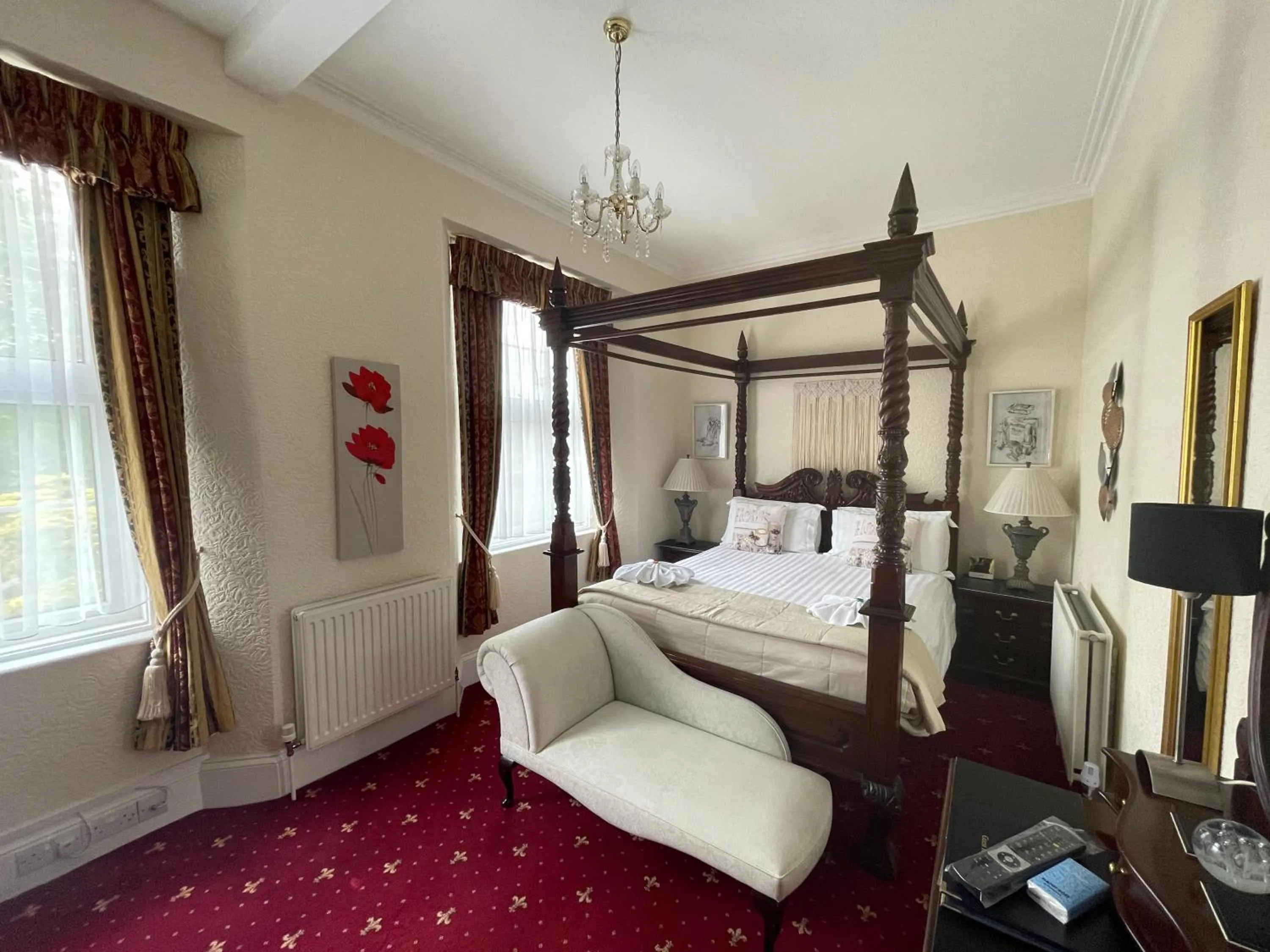 Bedroom, Bed in The Southbourne Villa