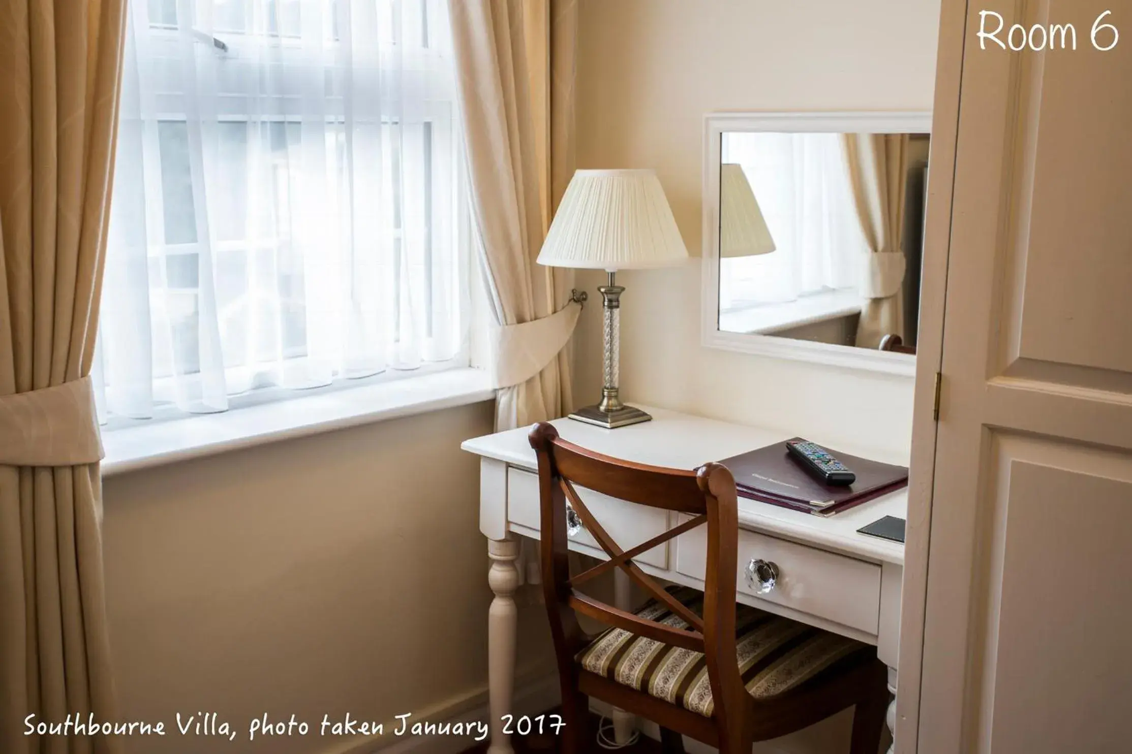 Superior Double Room in The Southbourne Villa Superior Double Room in The Southbourne Villa
