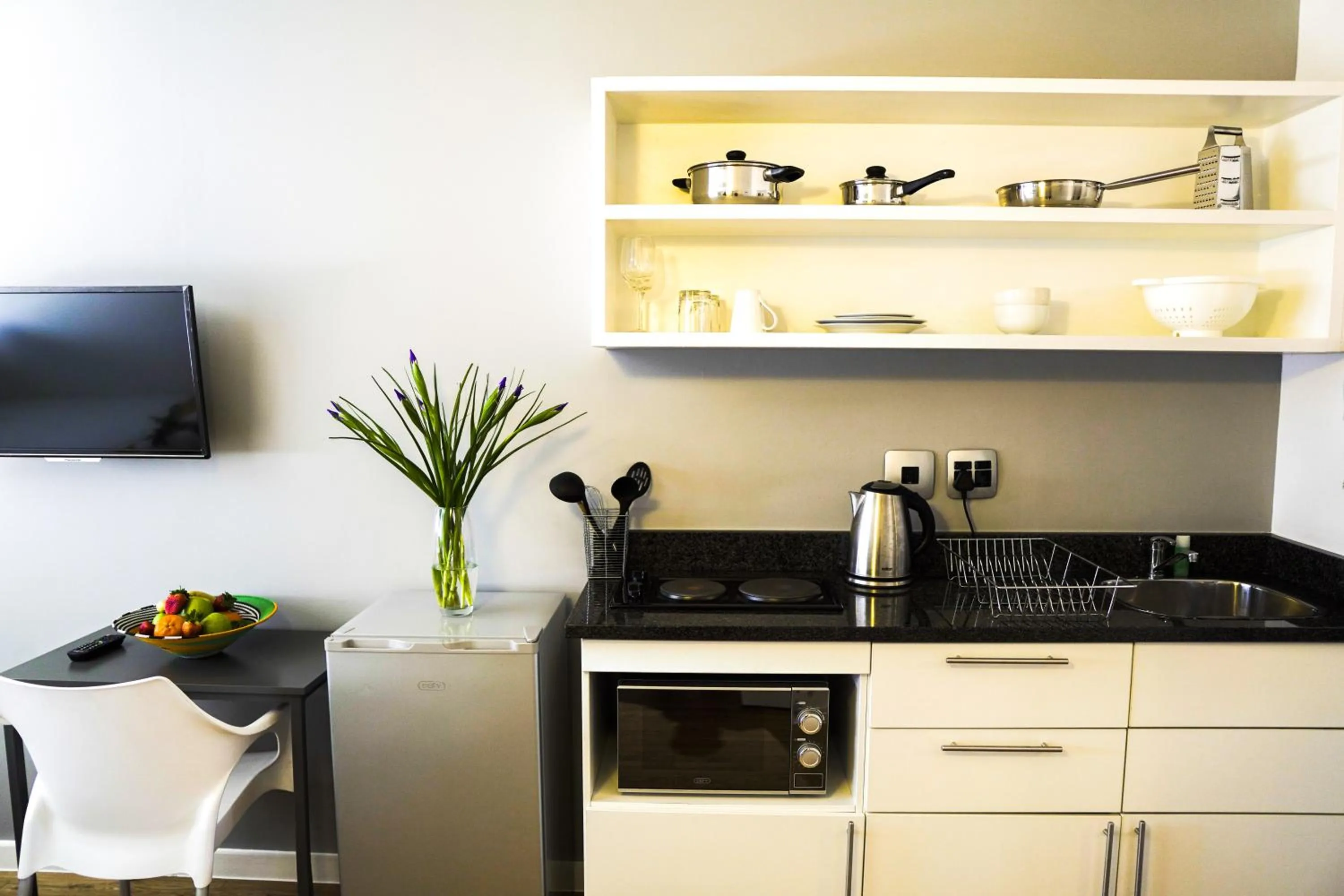 Coffee/tea facilities in 106 On Adderley Accommodation