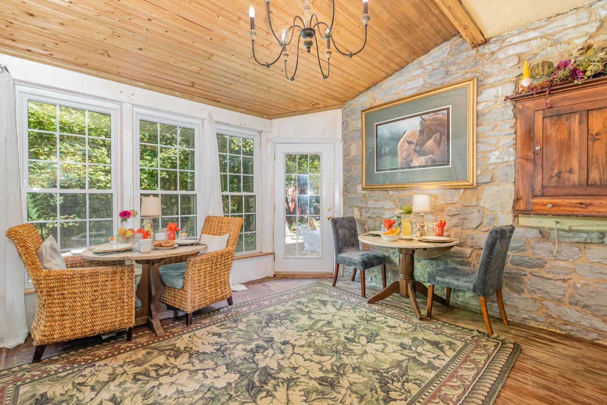 Fallen Tree Farm Bed and Breakfast