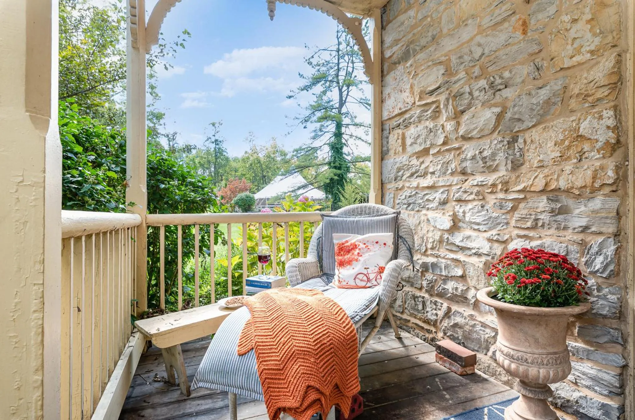 Fallen Tree Farm Bed and Breakfast