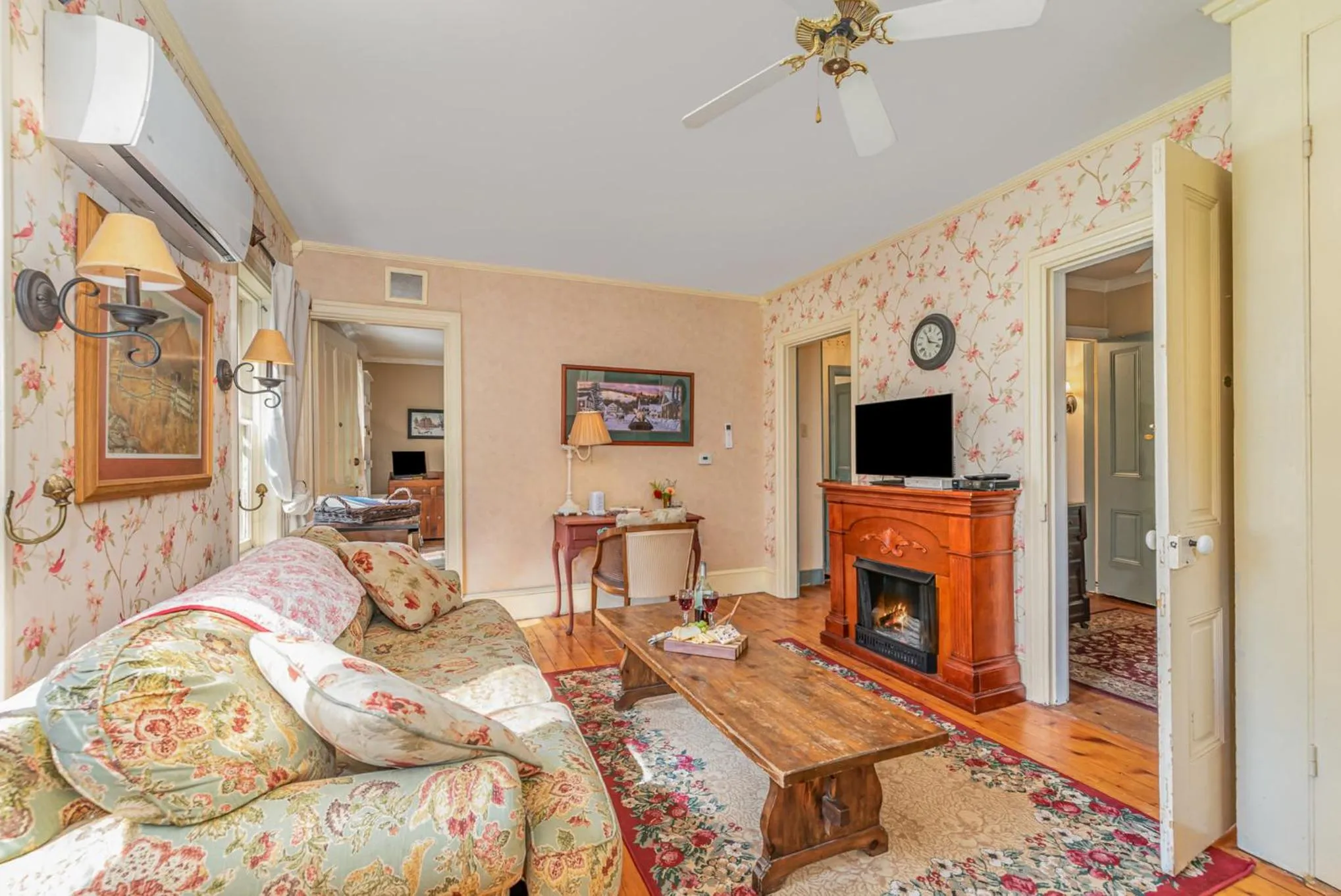 Fallen Tree Farm Bed and Breakfast