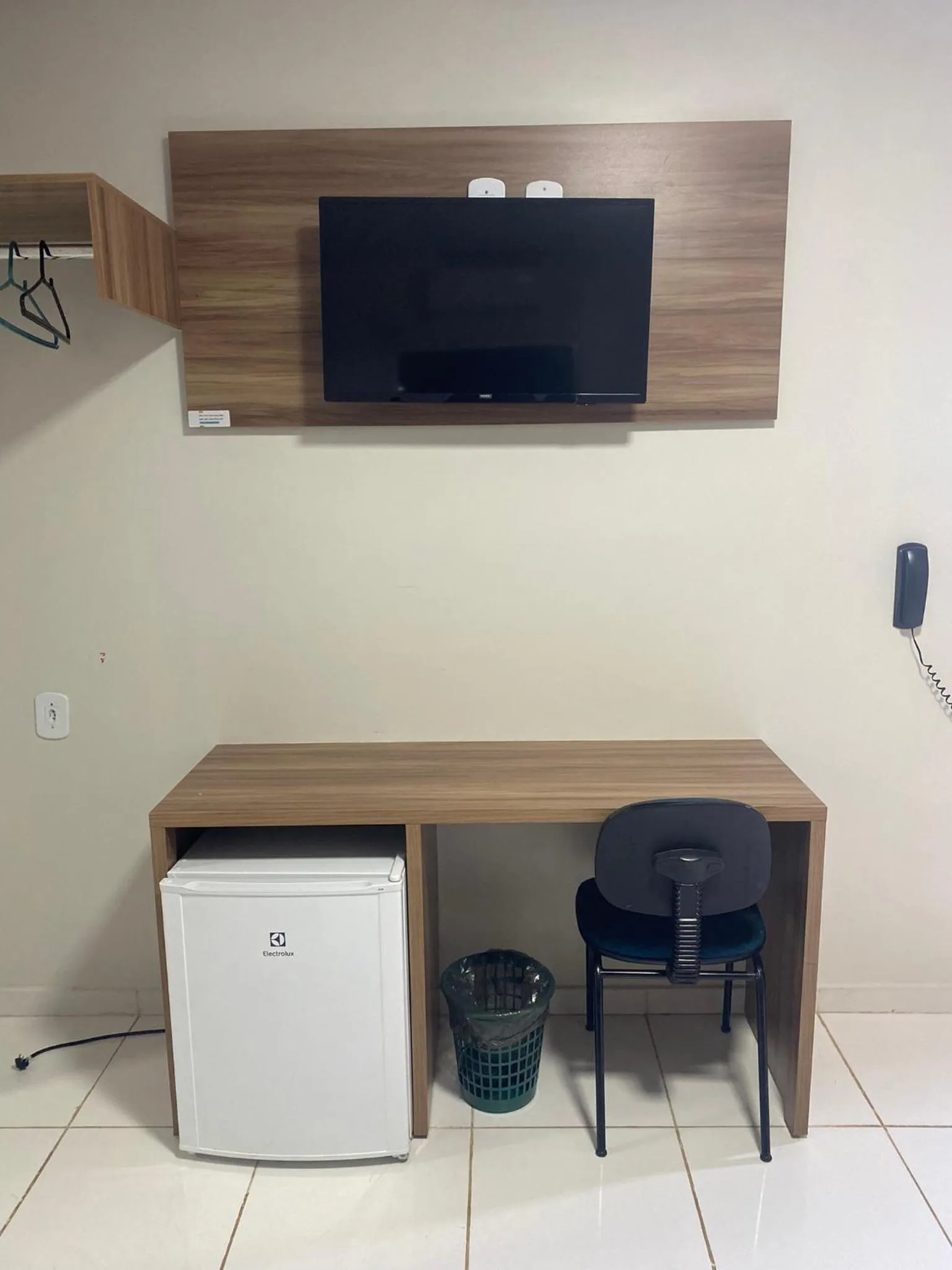 TV and multimedia in Hotel Verde Mares