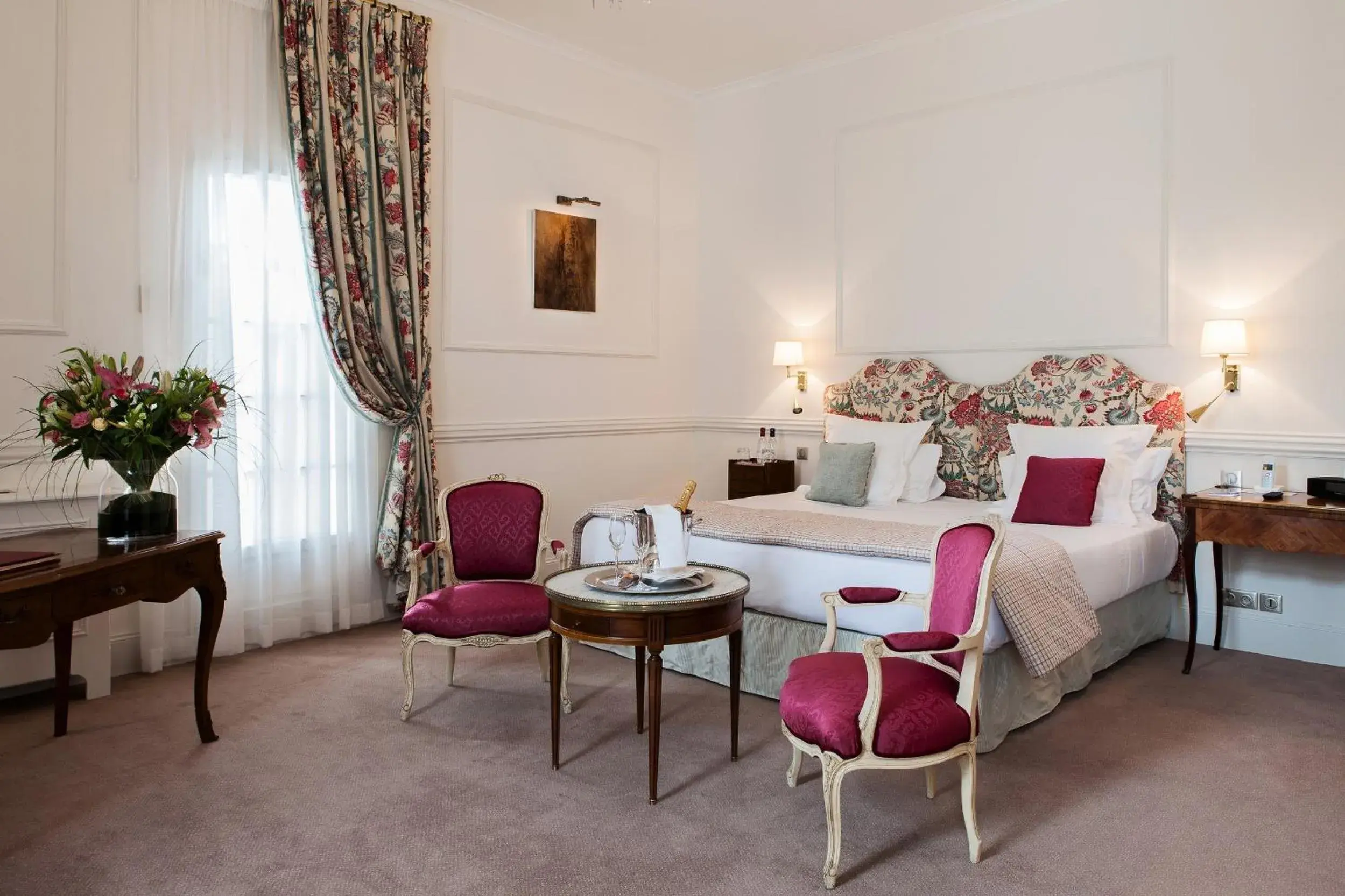 Prestige Double Room in Château des Vigiers Prestige Double Room in Château des Vigiers