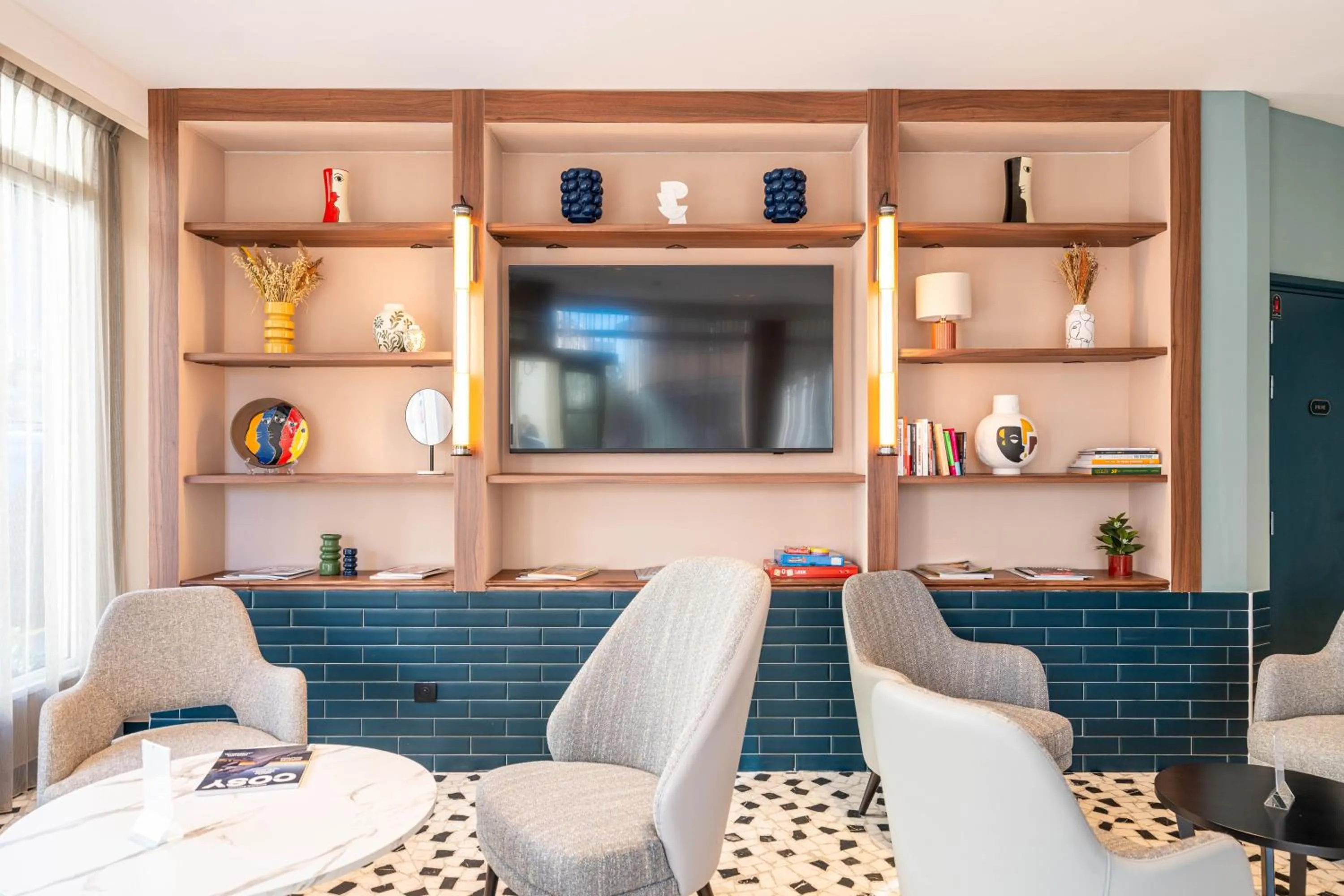 Property building in Hôtel CASA MOHO - Juan-Les-Pins