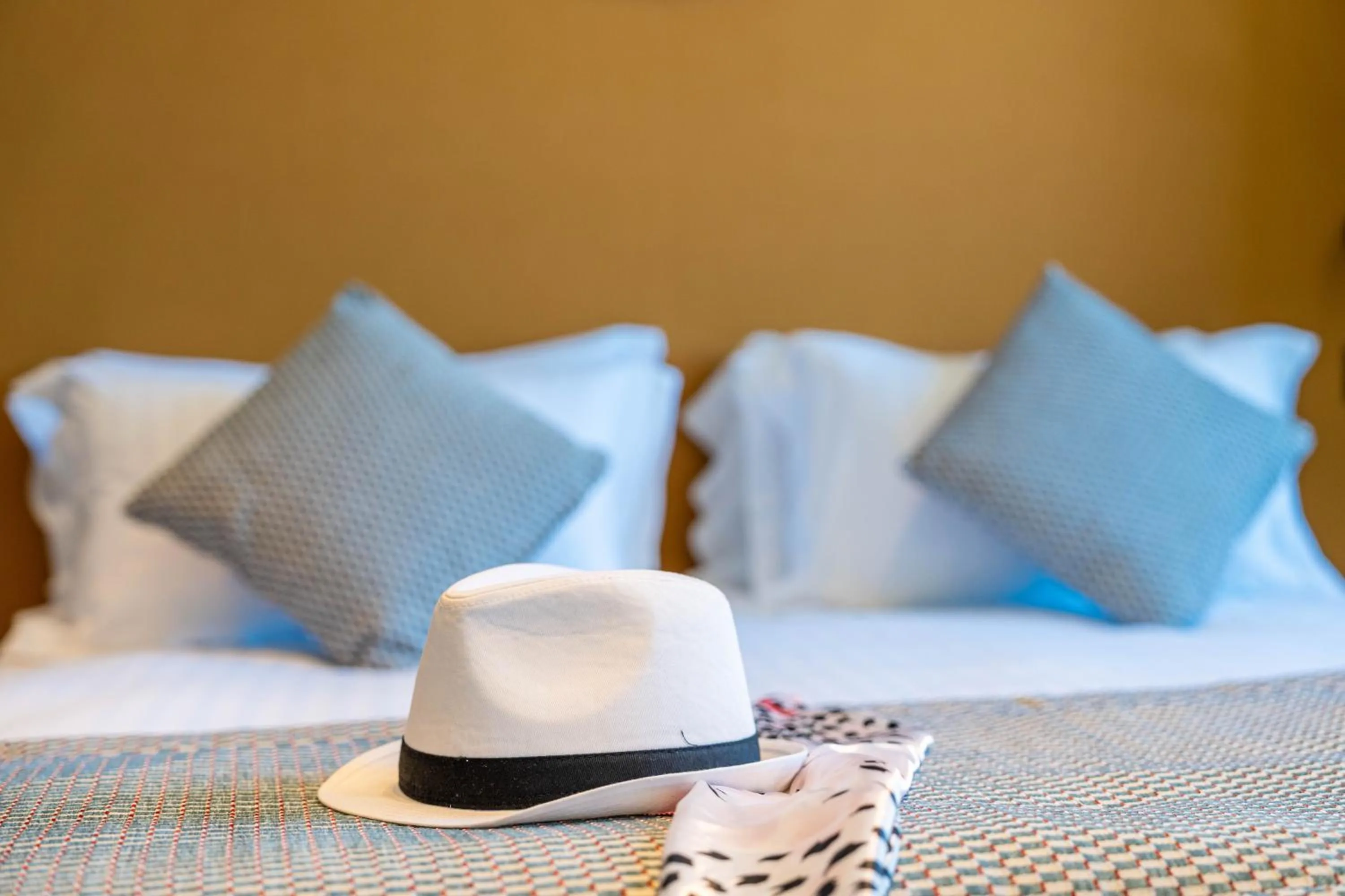 Bed in Hôtel CASA MOHO - Juan-Les-Pins