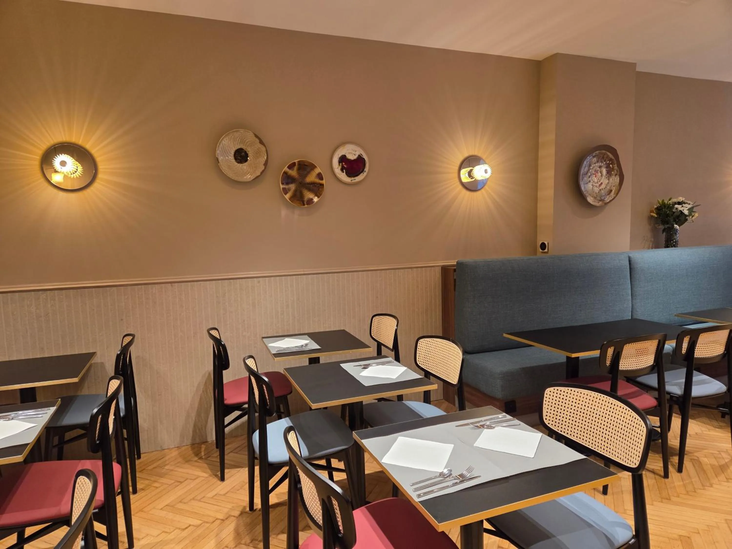 Property building in Hôtel CASA MOHO - Juan-Les-Pins