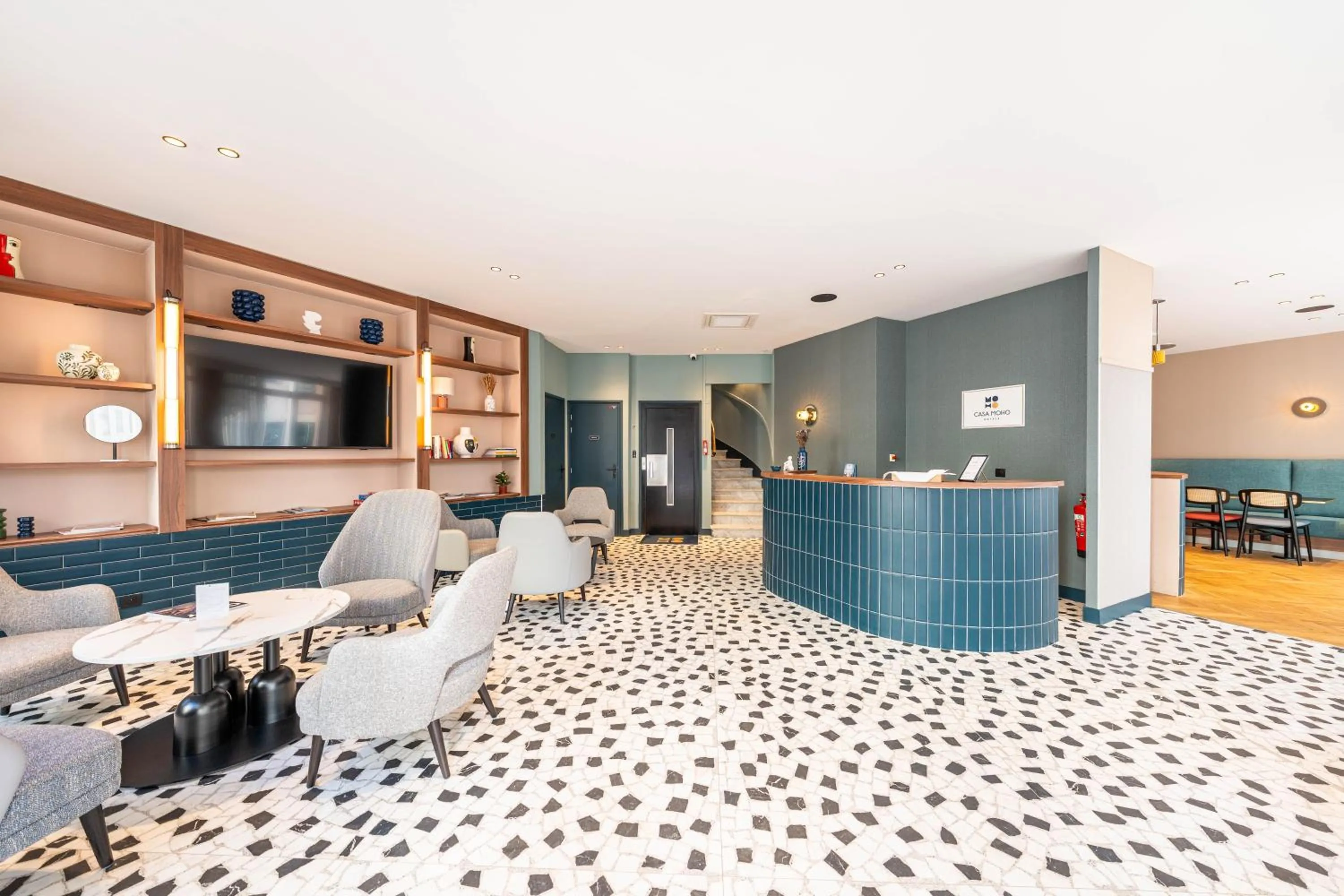 Property building in Hôtel CASA MOHO - Juan-Les-Pins