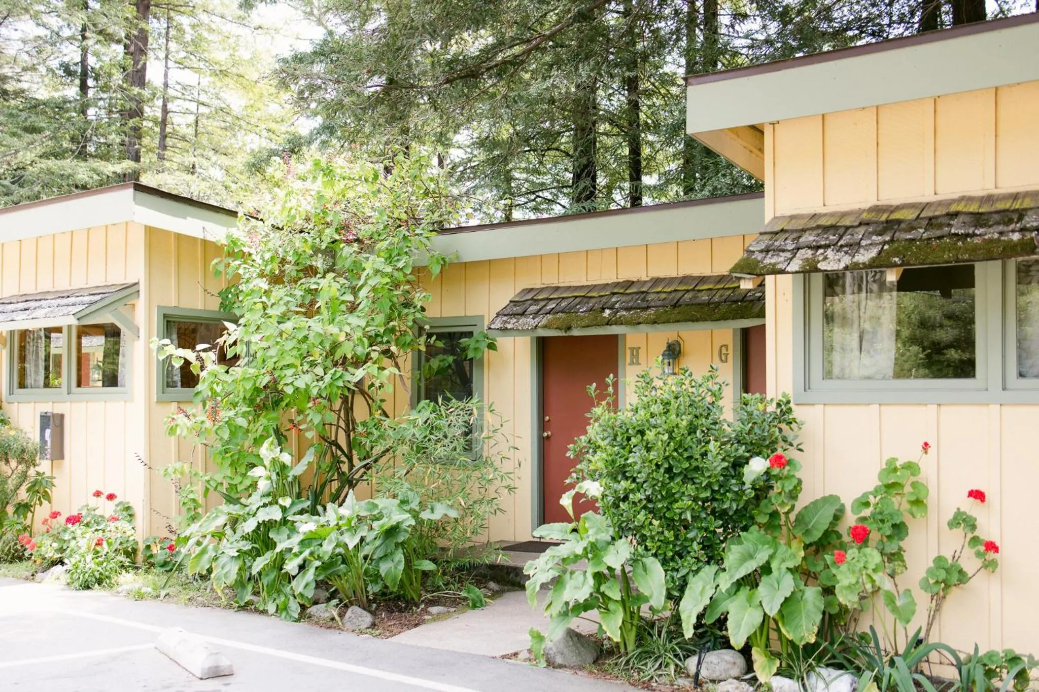 Property building in Fernwood Resort