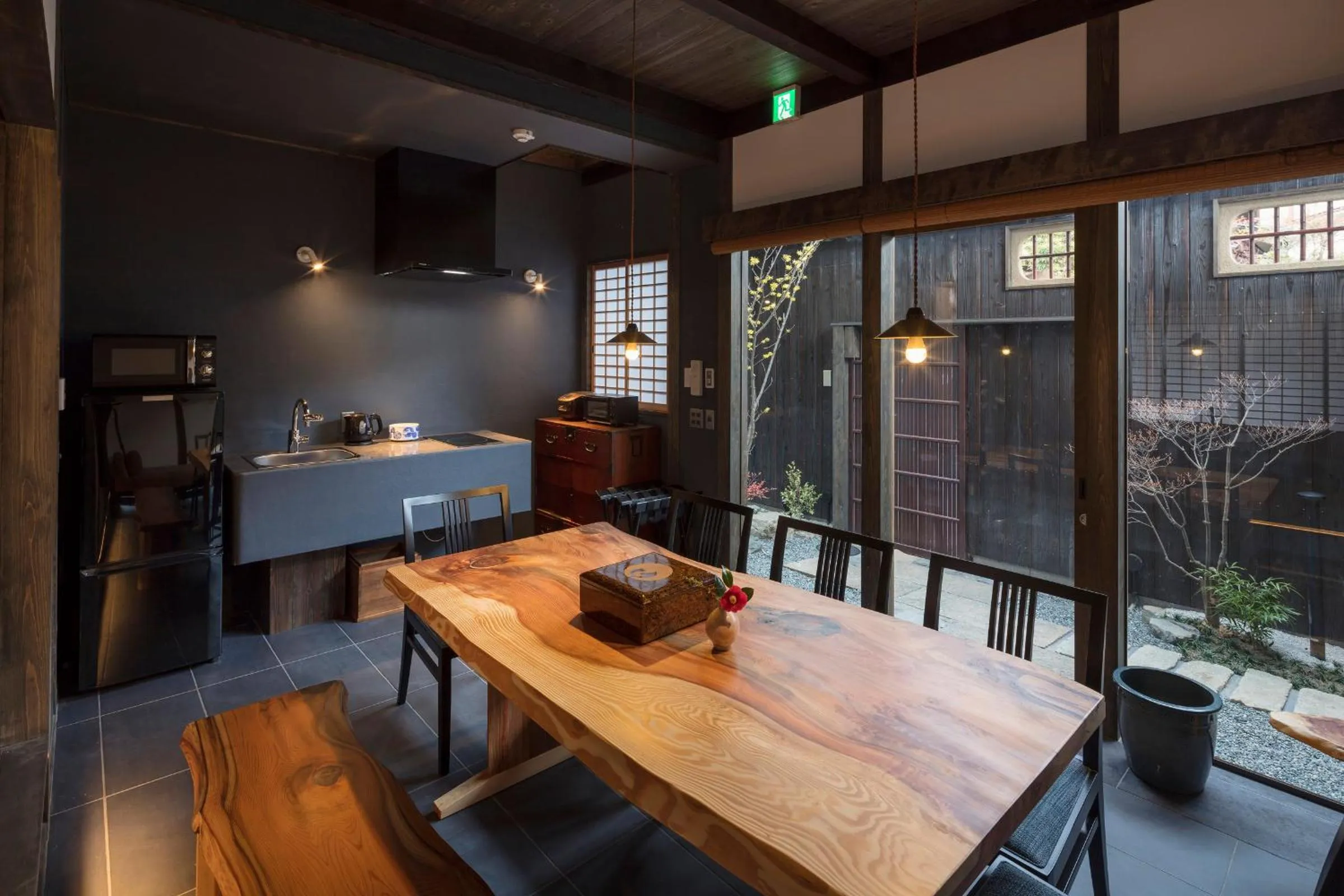 Kitchen or kitchenette in Yoitsubaki Machiya House