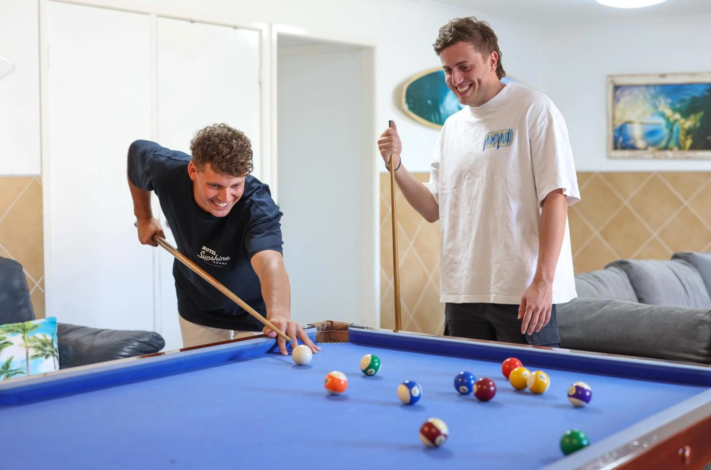 Billiard in 17 North Street Budget Accommodation