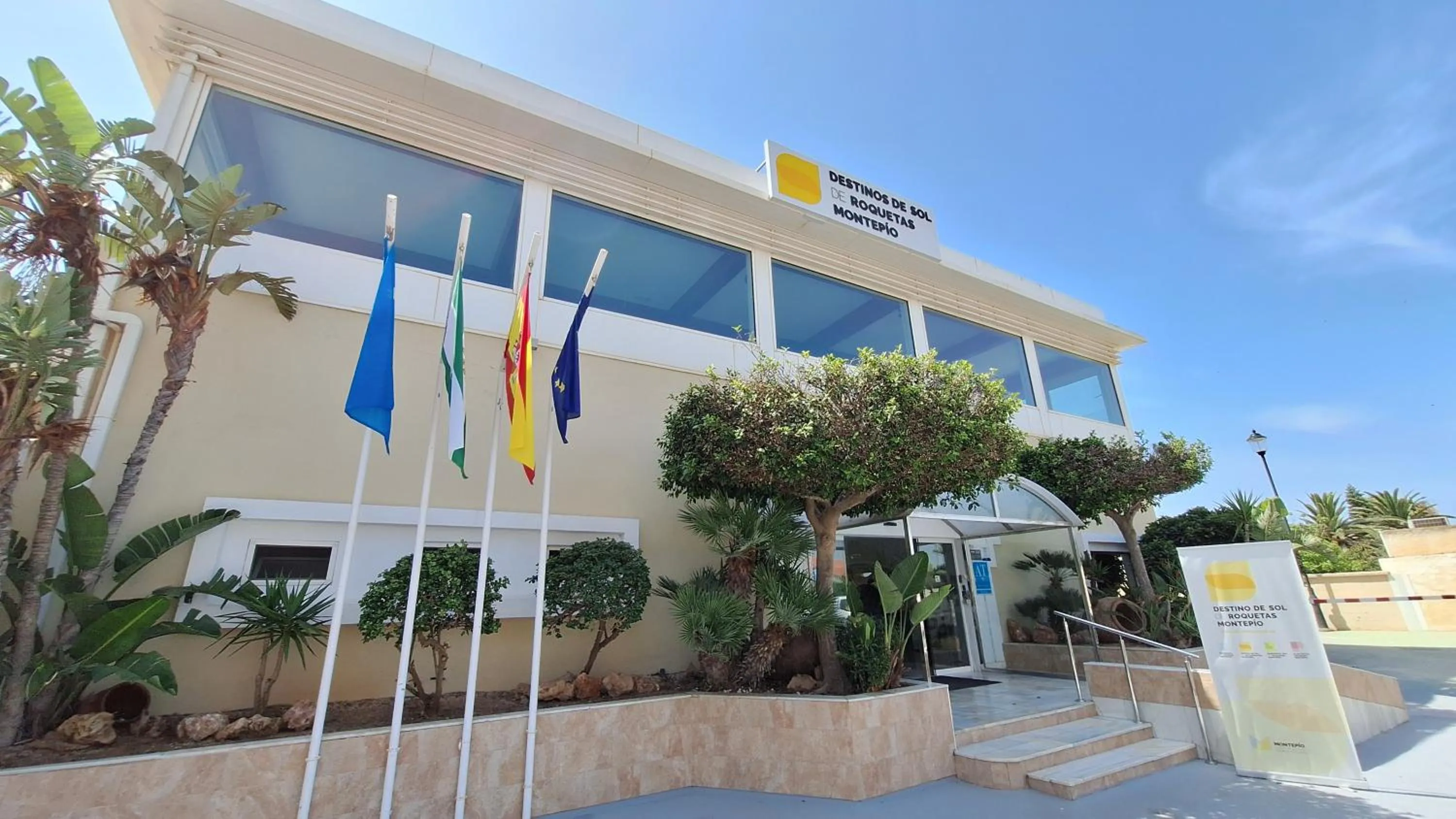 Facade/entrance in Destinos de Sol Roquetas de Mar - Montepío Minería