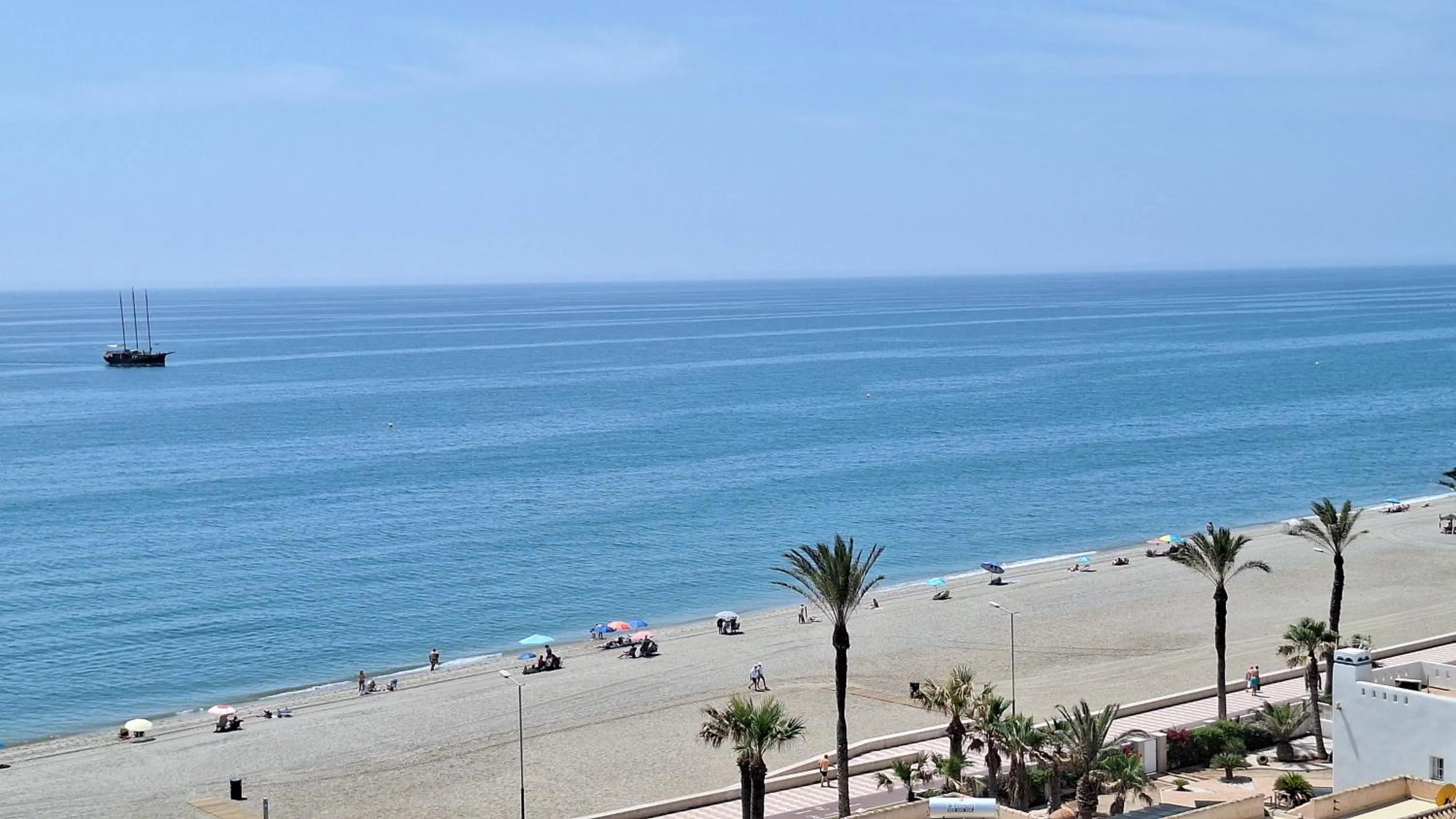 Beach in Destinos de Sol Roquetas de Mar - Montepío Minería