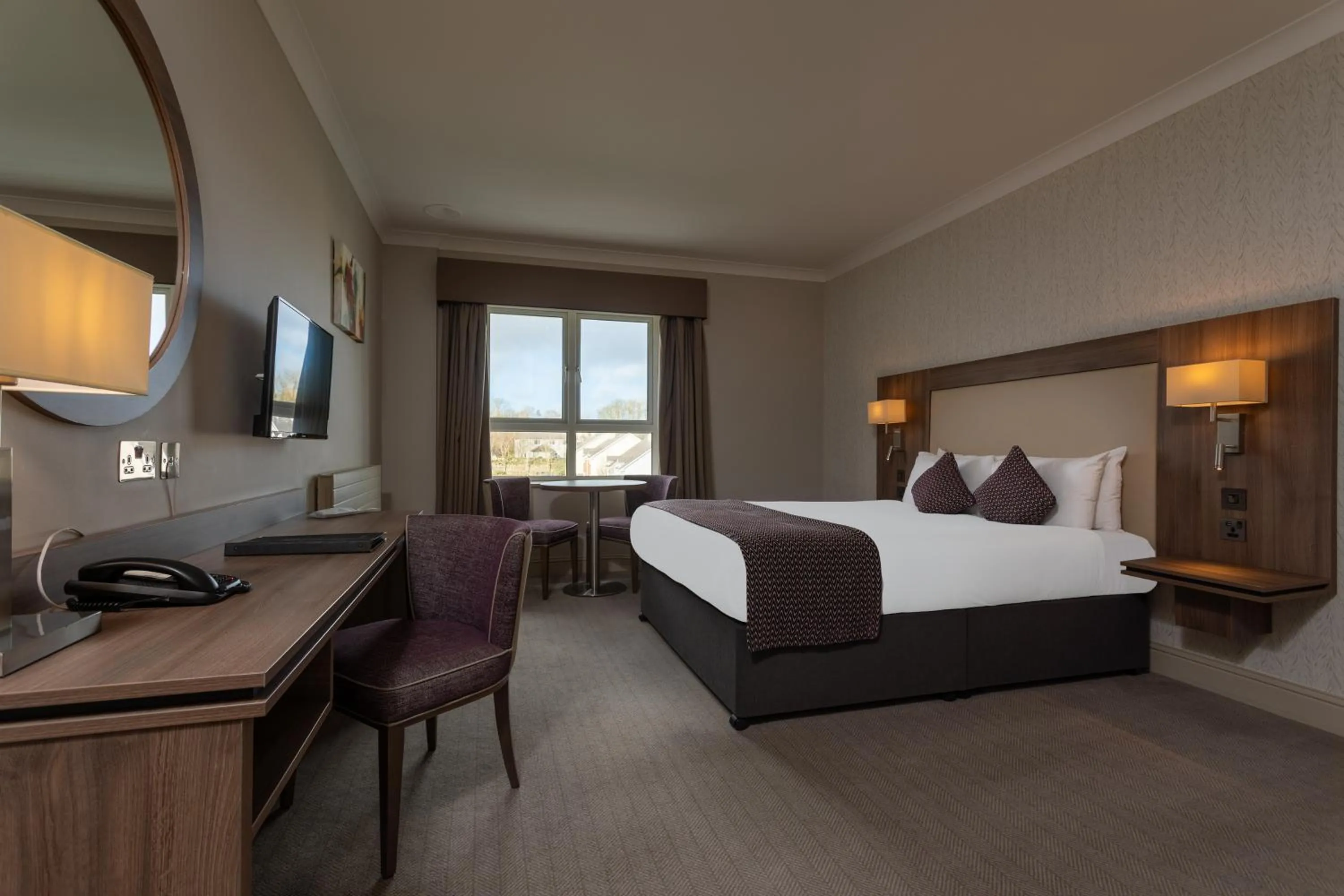 Bedroom, Bed in Clybaun Hotel