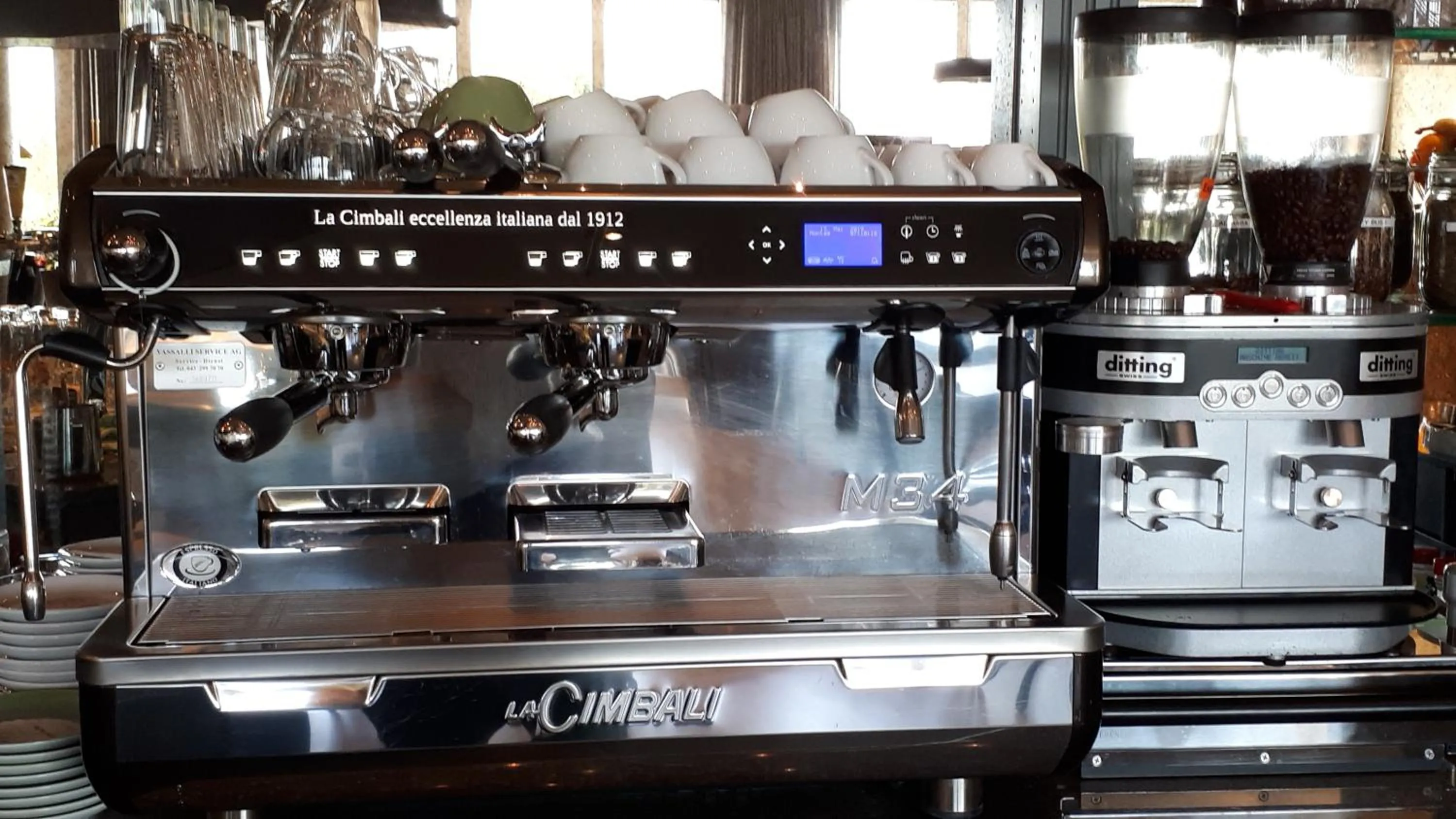 Continental breakfast in Ascott Hotel & Restaurant