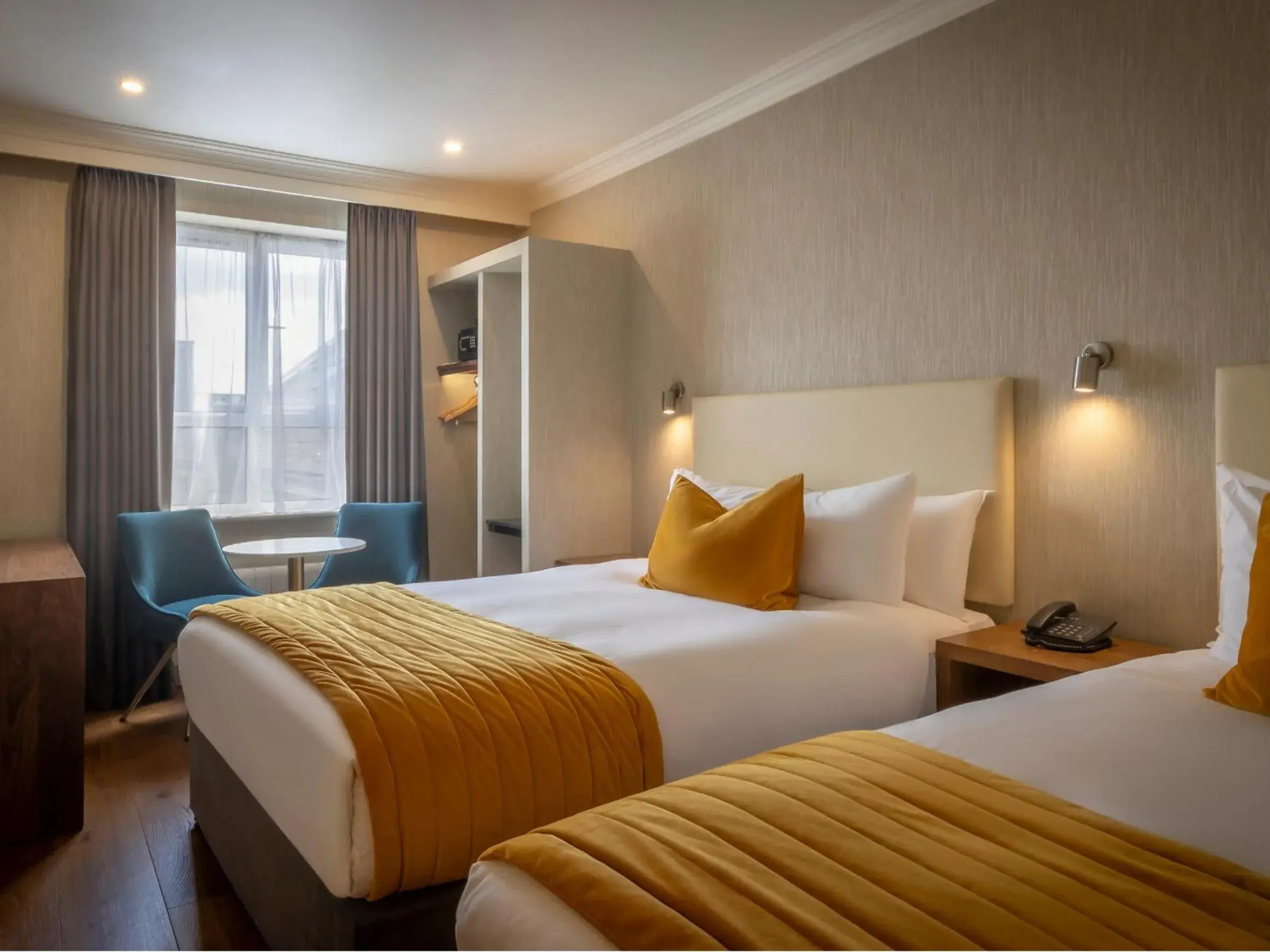 Bedroom, Bed in Eyre Square Hotel Bedroom, Bed in Eyre Square Hotel