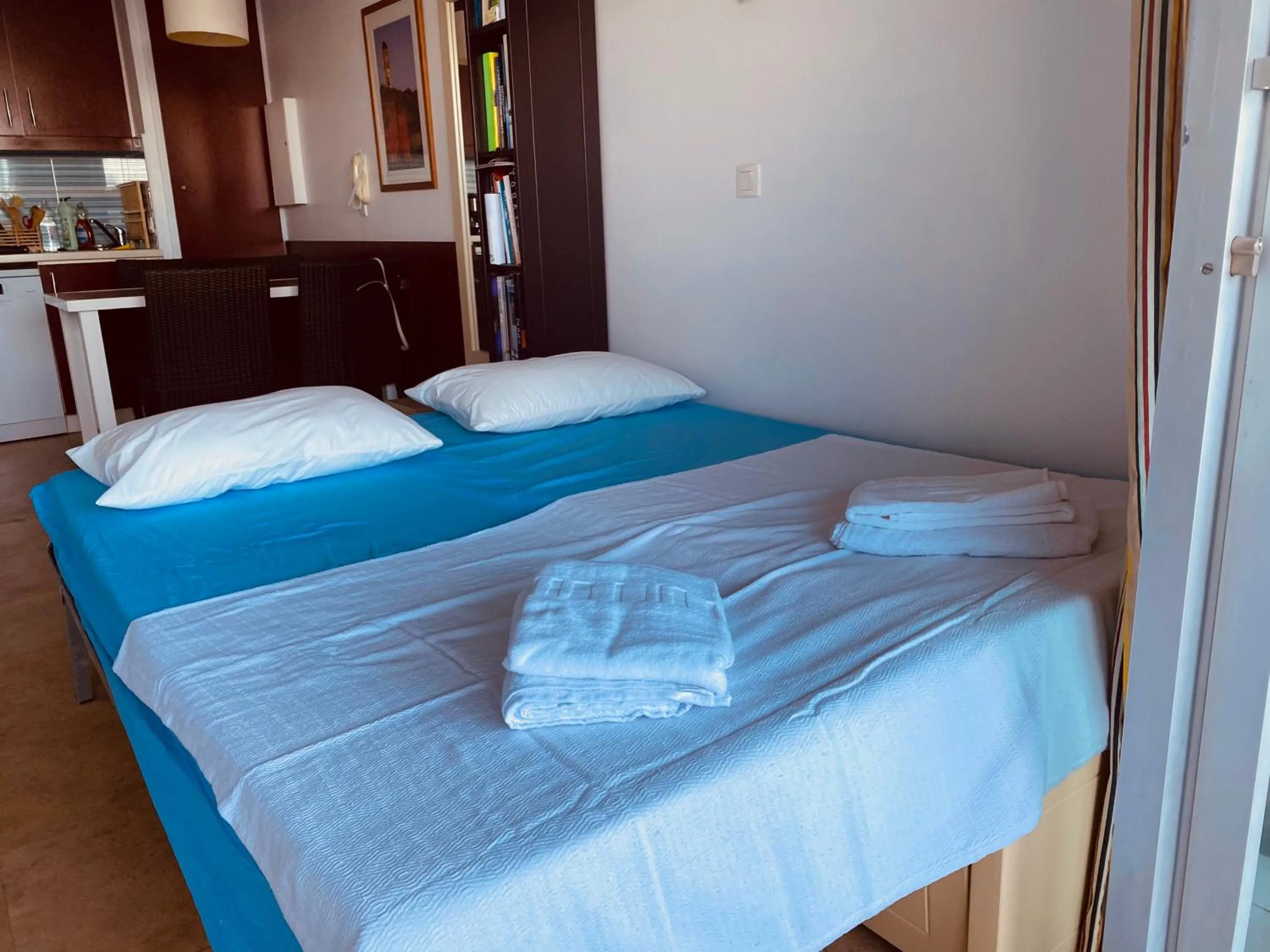 Bed in Sunny Home Costa Plana-Monaco -Cap D'Ail