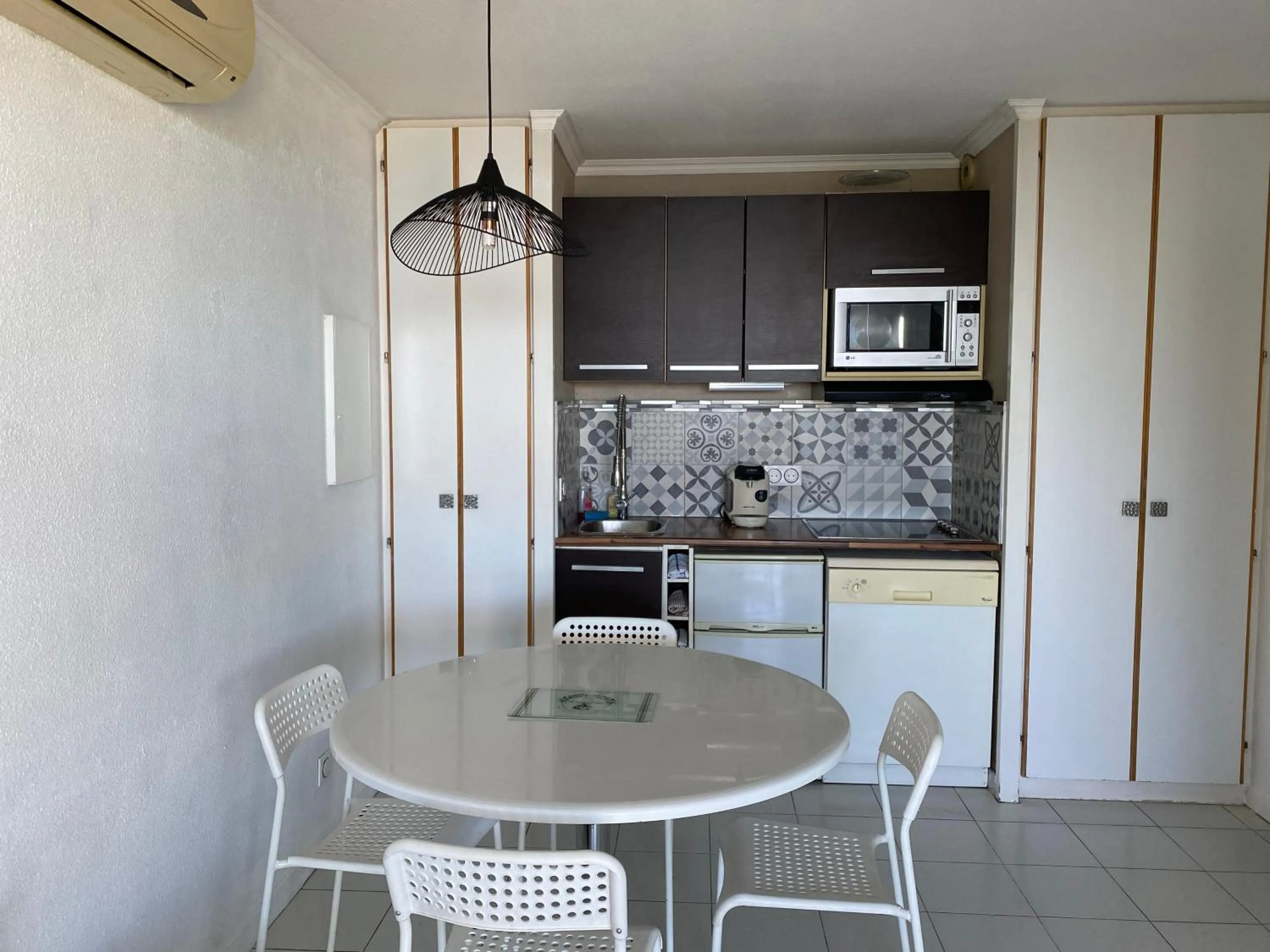 Kitchen or kitchenette in Sunny Home Costa Plana-Monaco -Cap D'Ail