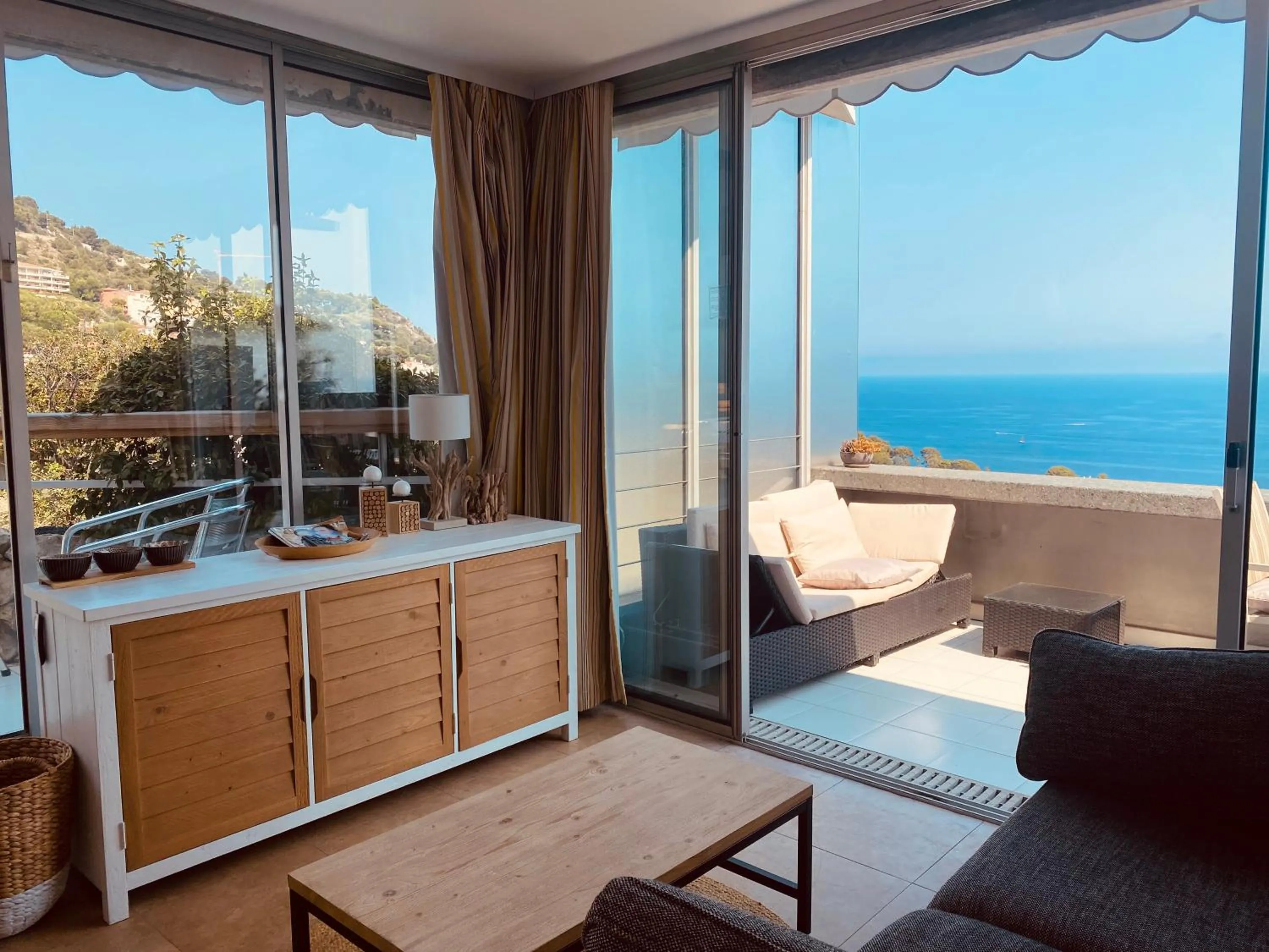 Seating area in Sunny Home Costa Plana-Monaco -Cap D'Ail
