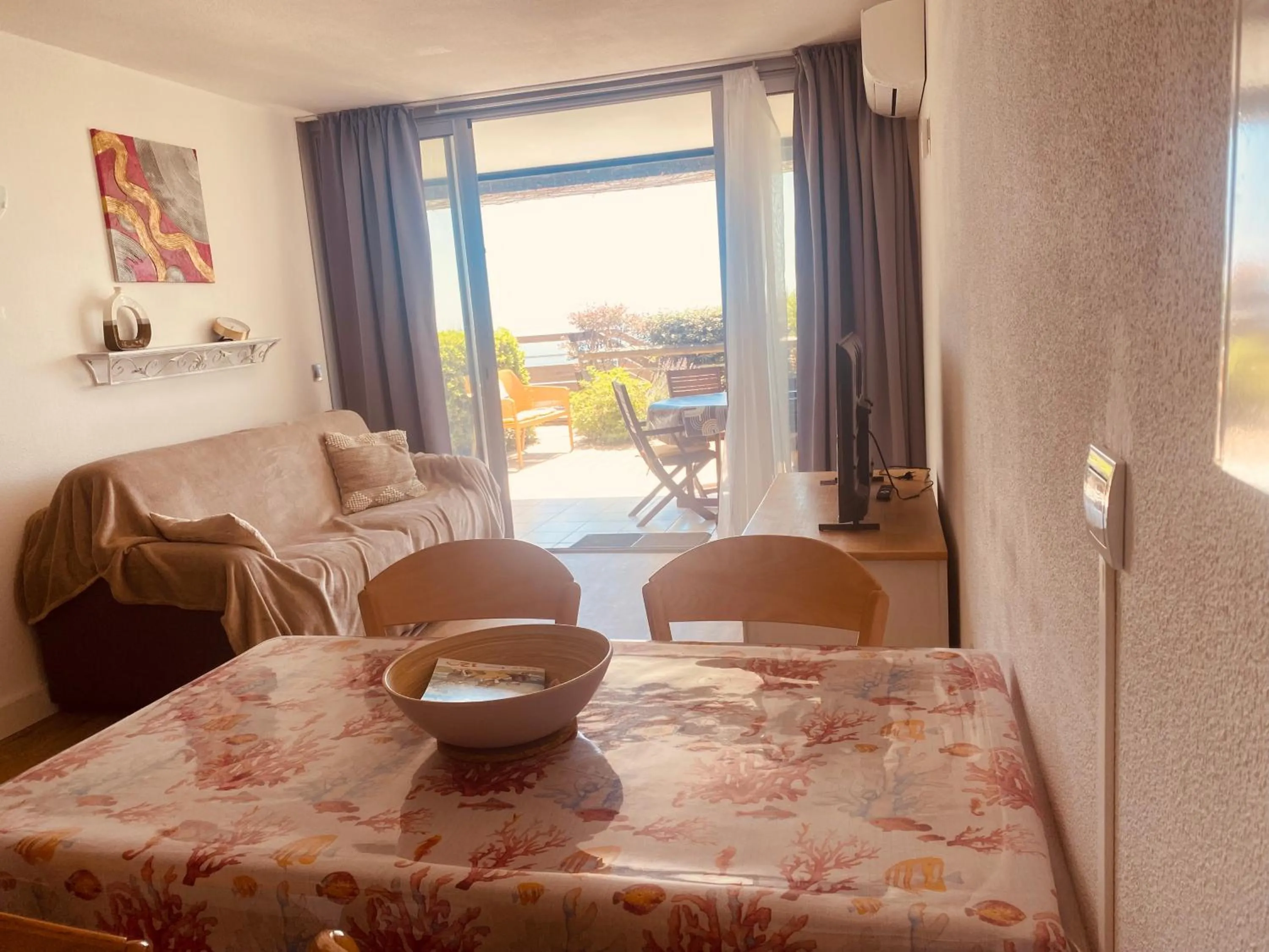 Breakfast, Bed in Sunny Home Costa Plana-Monaco -Cap D'Ail