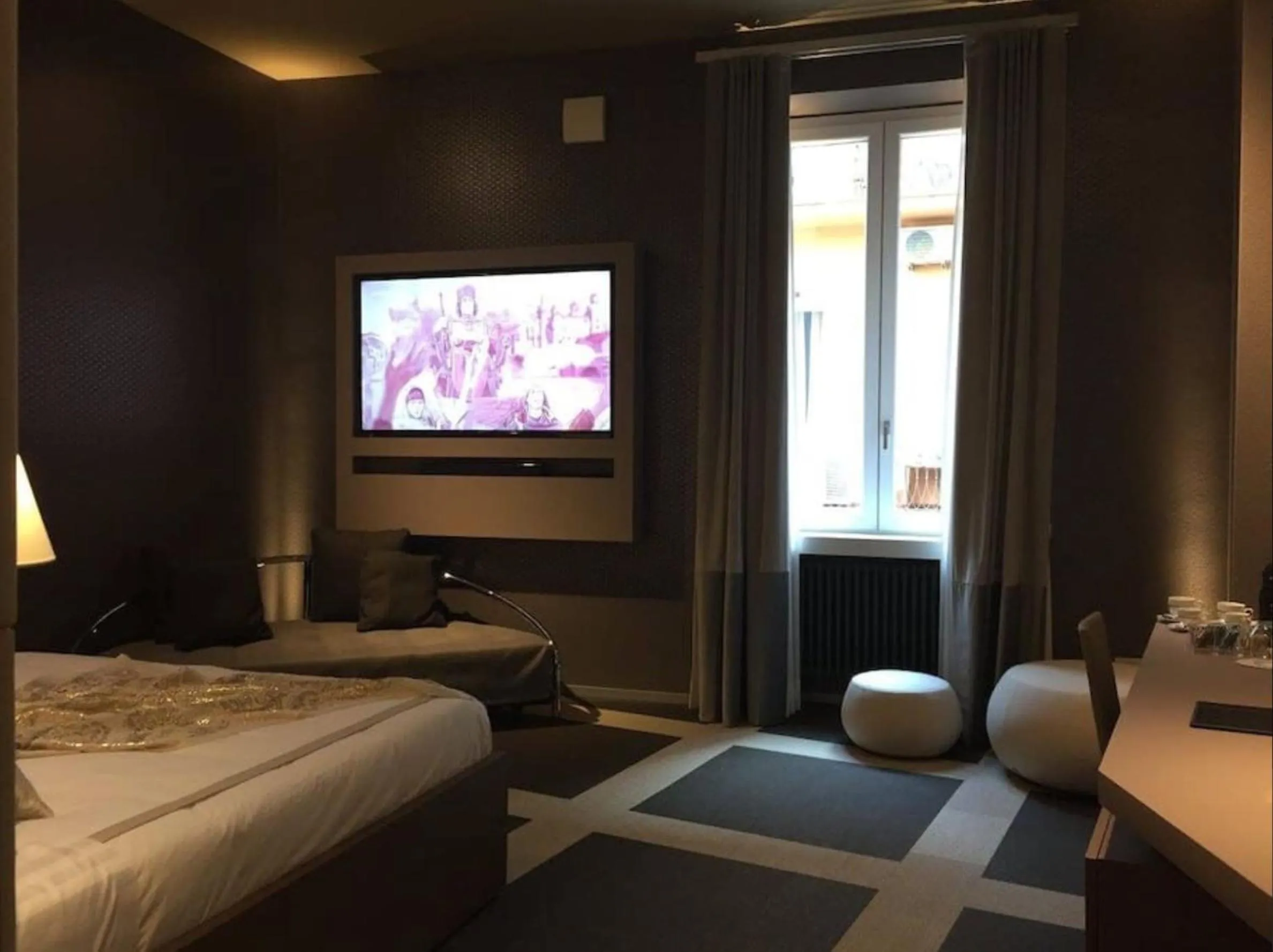 Bed in Private Luxury Suites