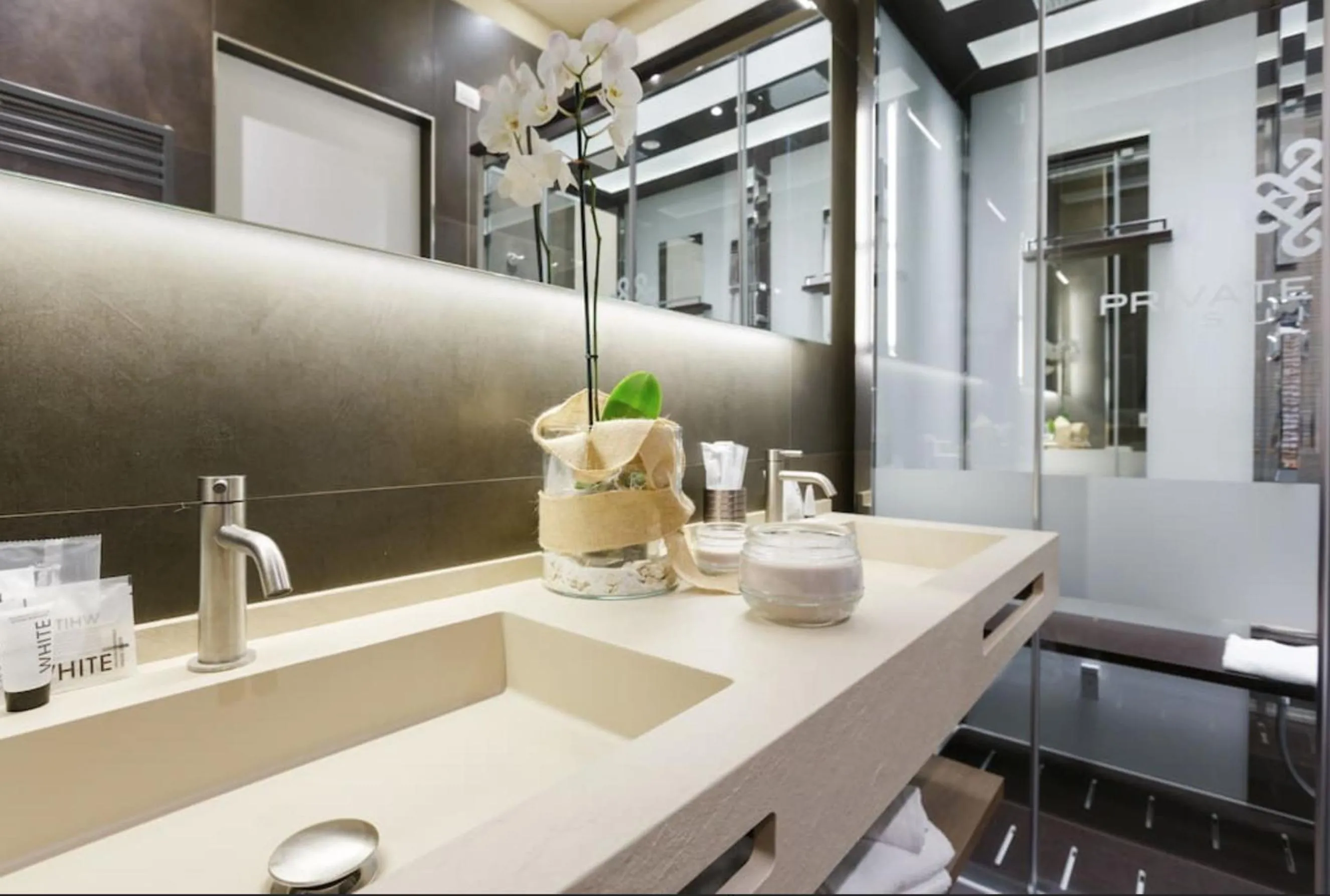 Steam room in Private Luxury Suites