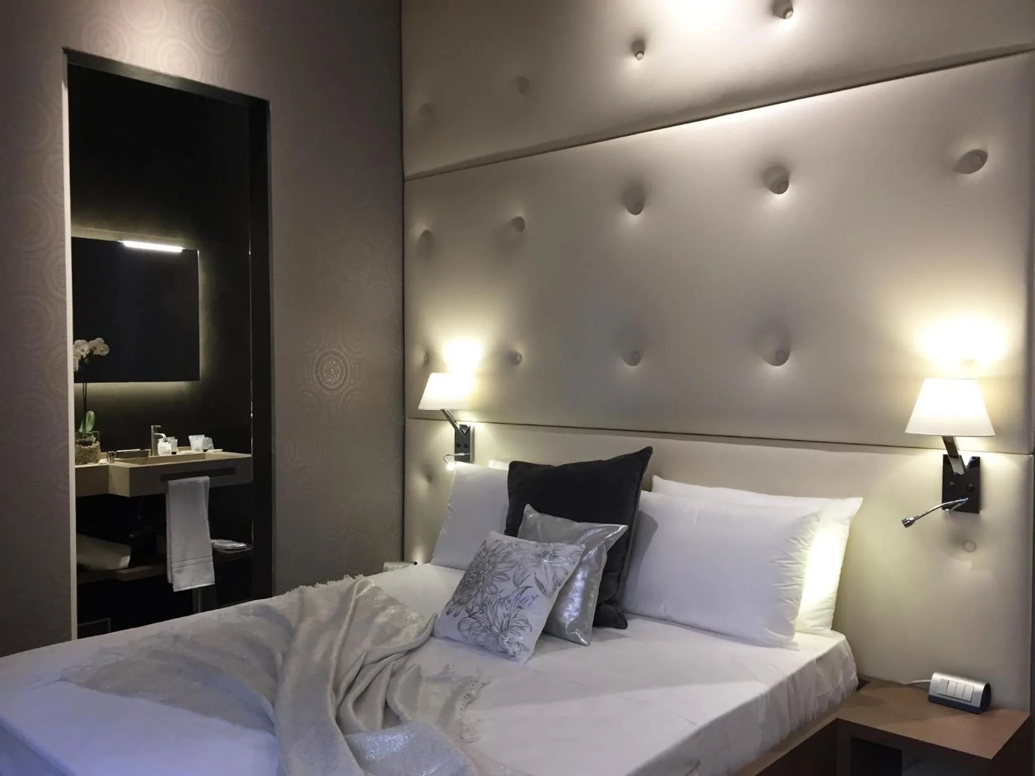 Bed in Private Luxury Suites