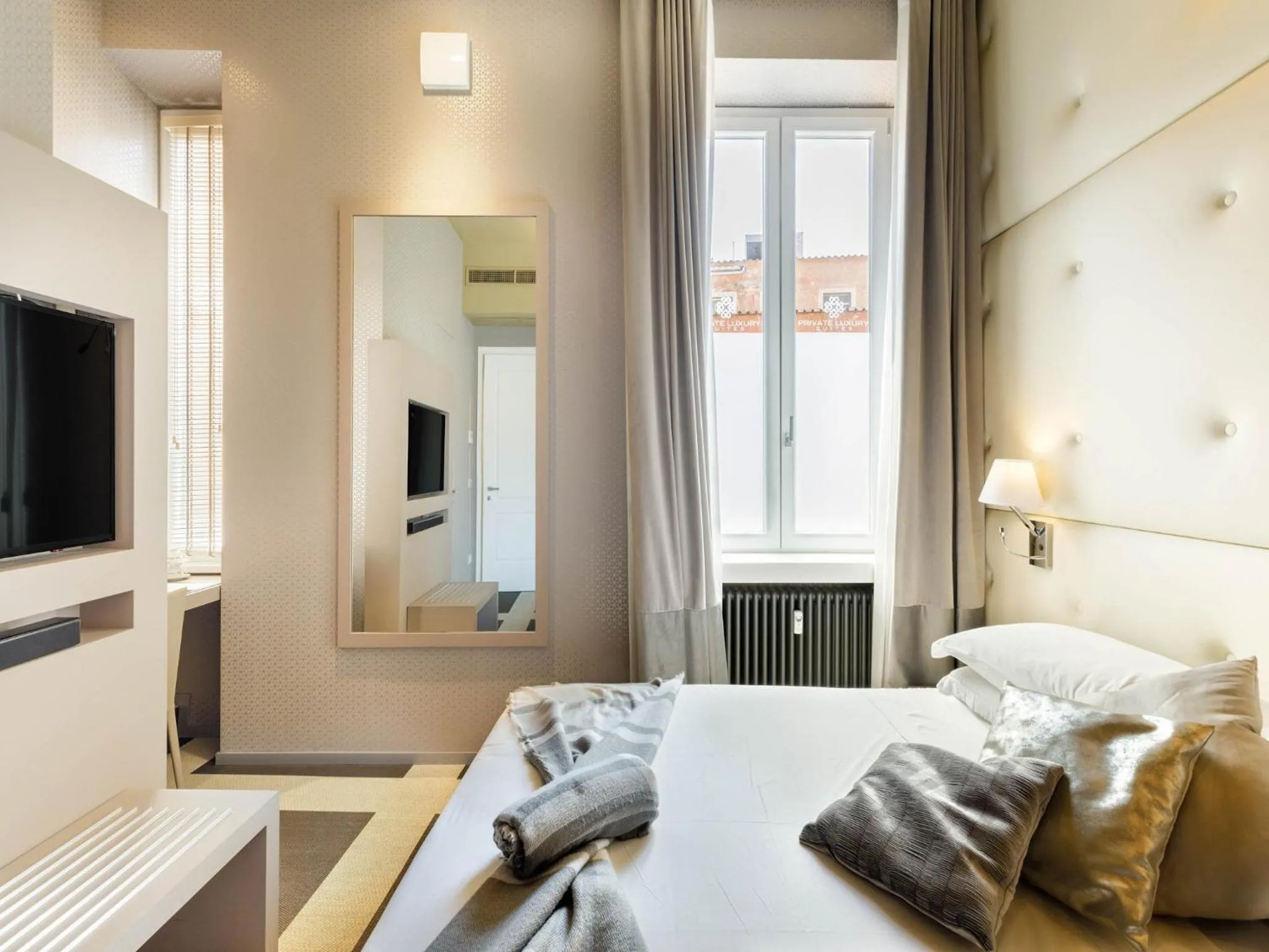 Bedroom, Bed in Private Luxury Suites