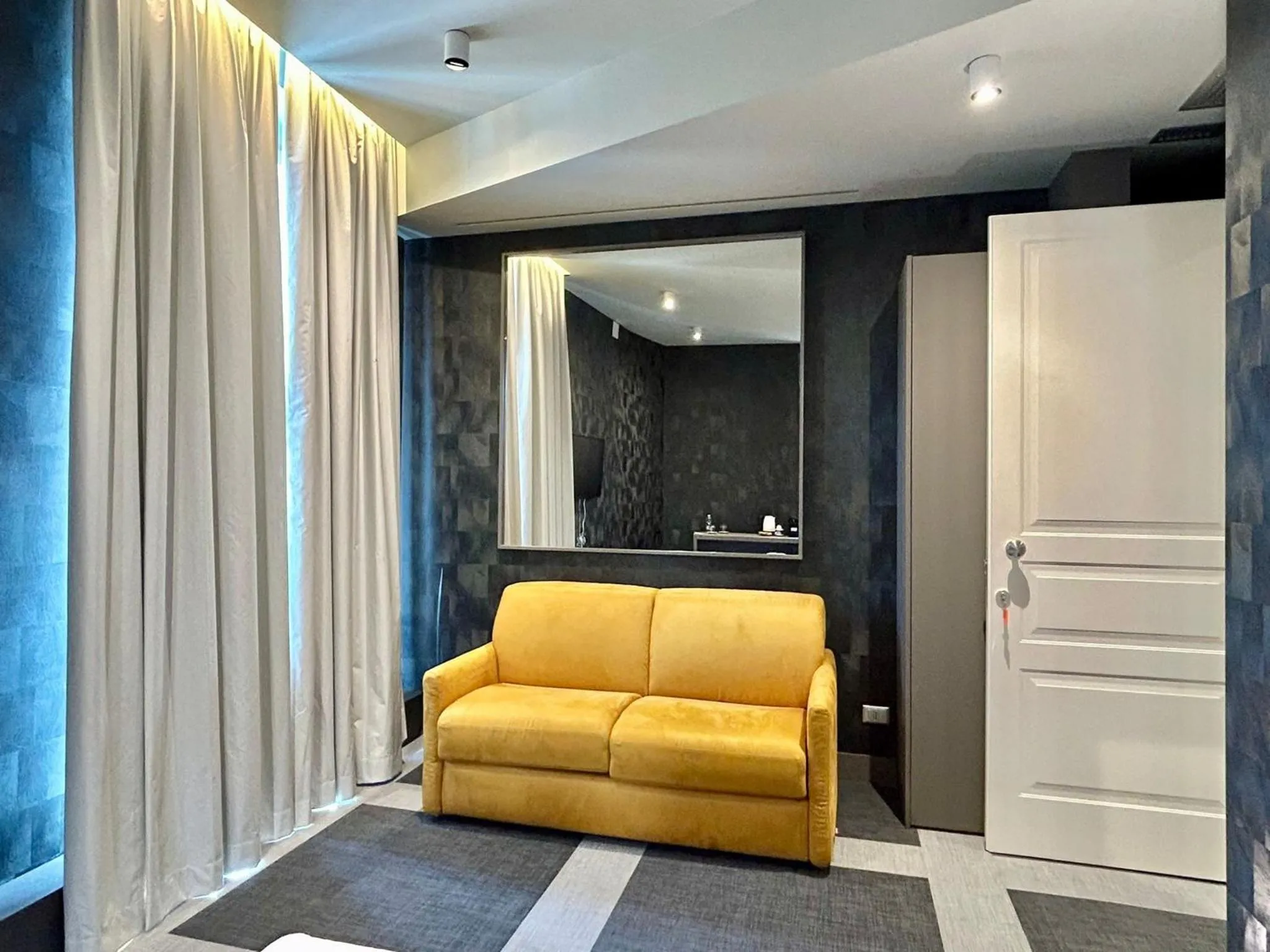 Living room in Private Luxury Suites
