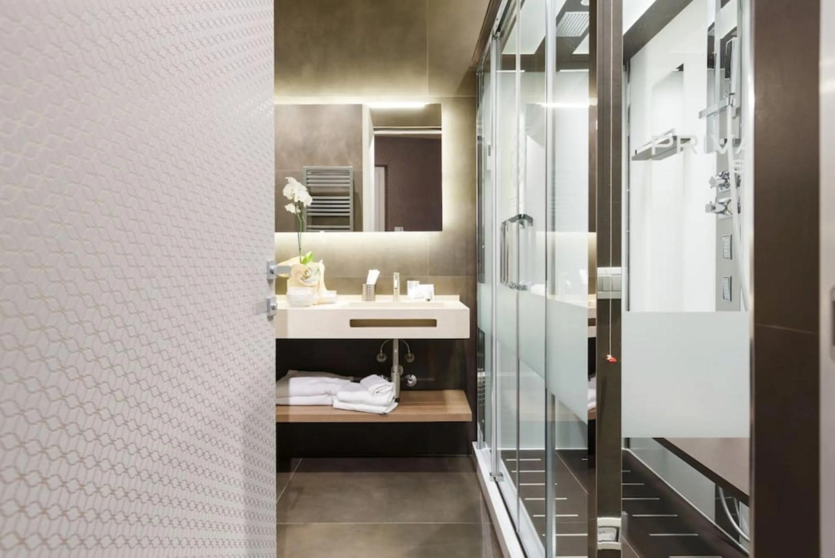 Spa and wellness centre/facilities in Private Luxury Suites