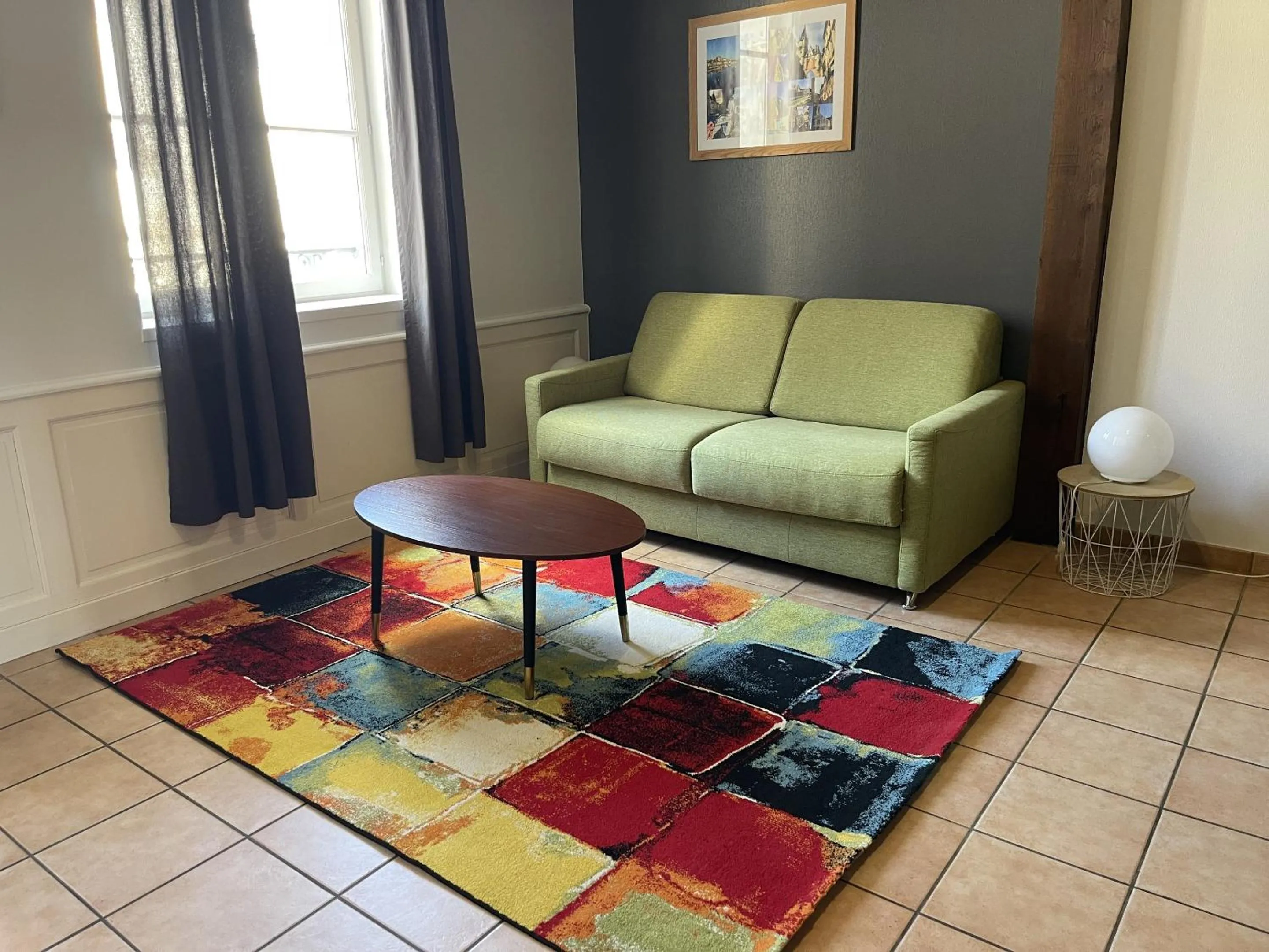 Living room in Appartement Le Coche d'Eau Auxerre Les Quais