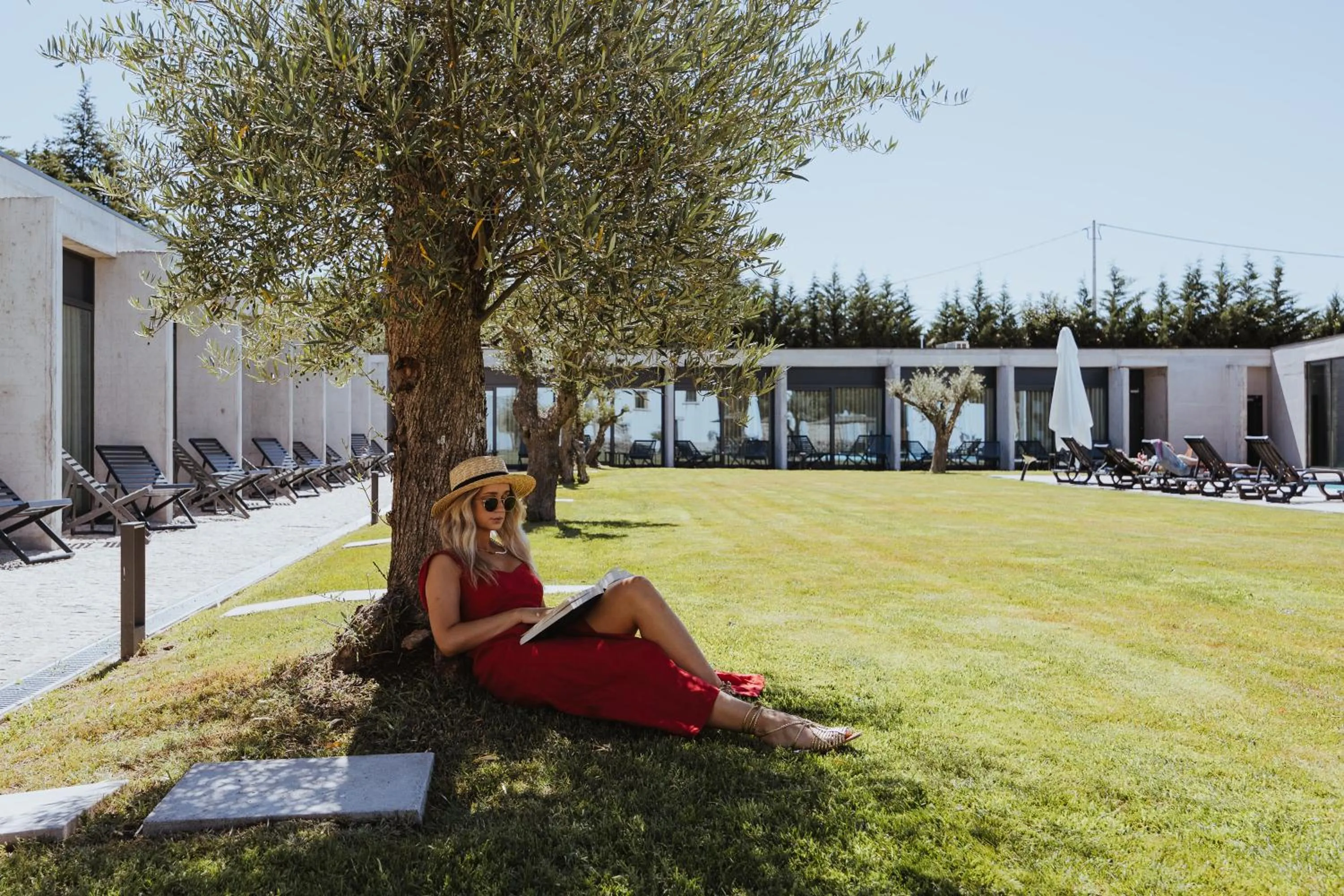 Swimming pool in Borralha Hotel, Restaurante & Spa