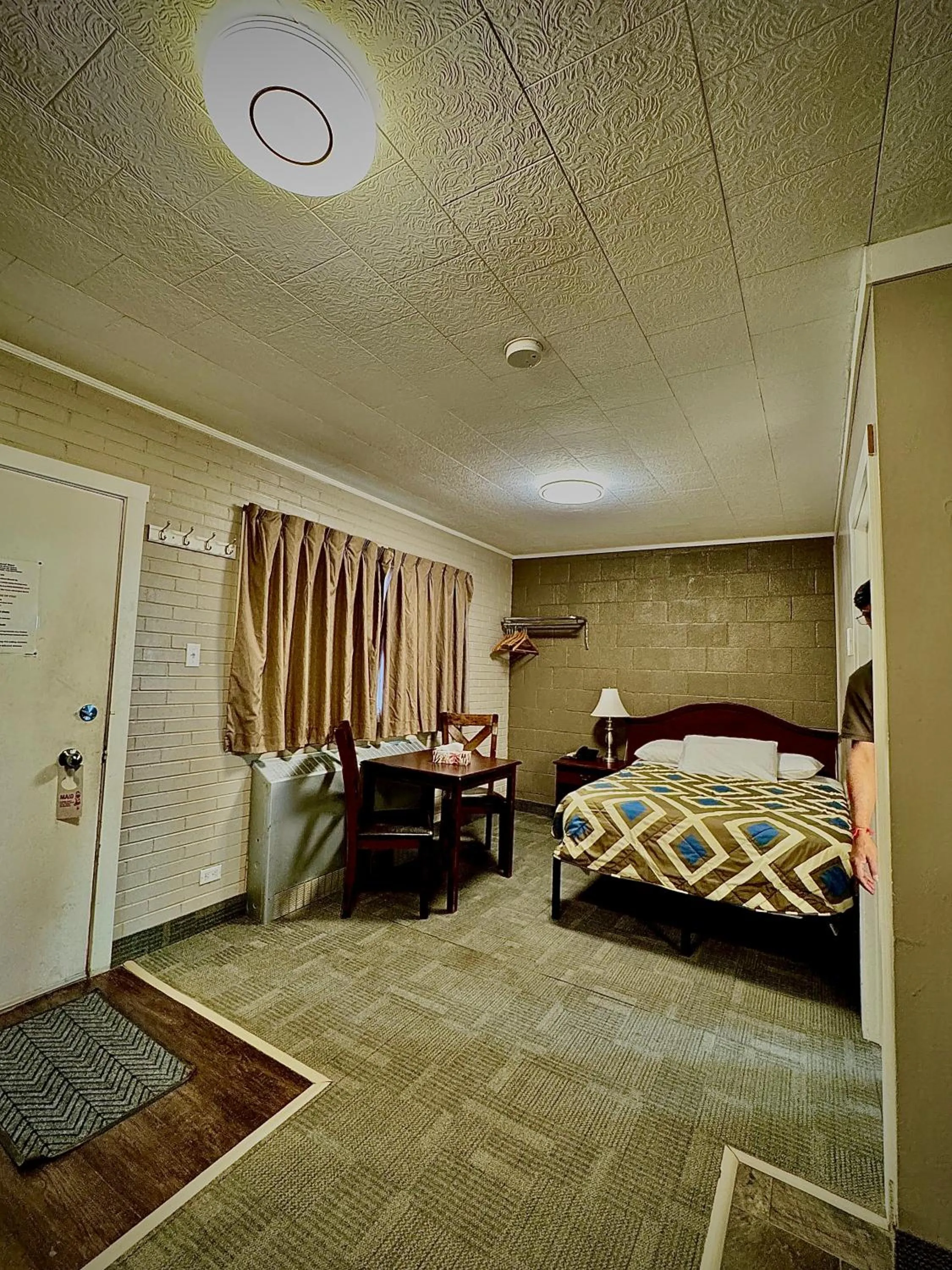 Bed in Caravel Motel