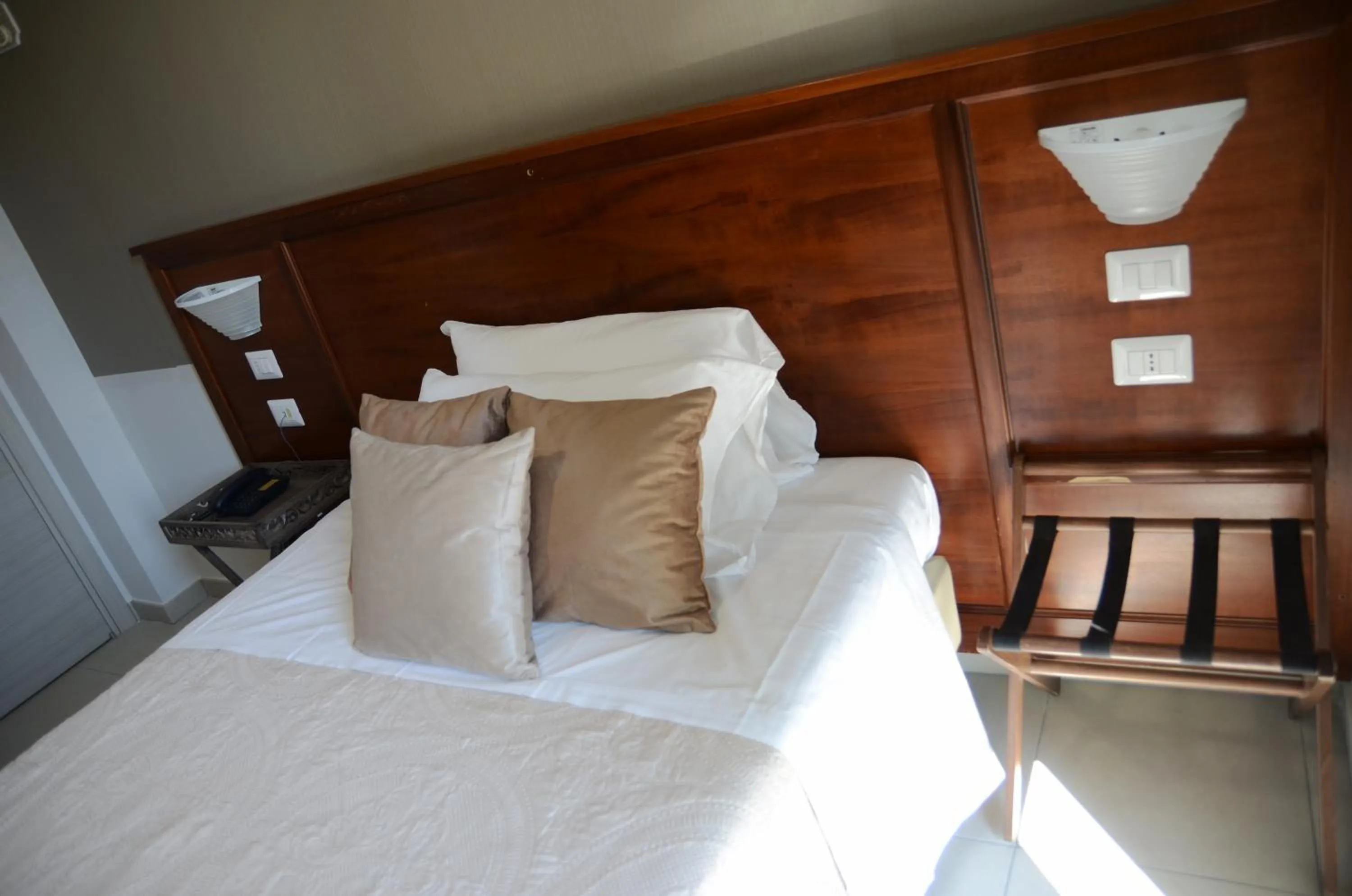 Bed in Hotel Giulio Cesare