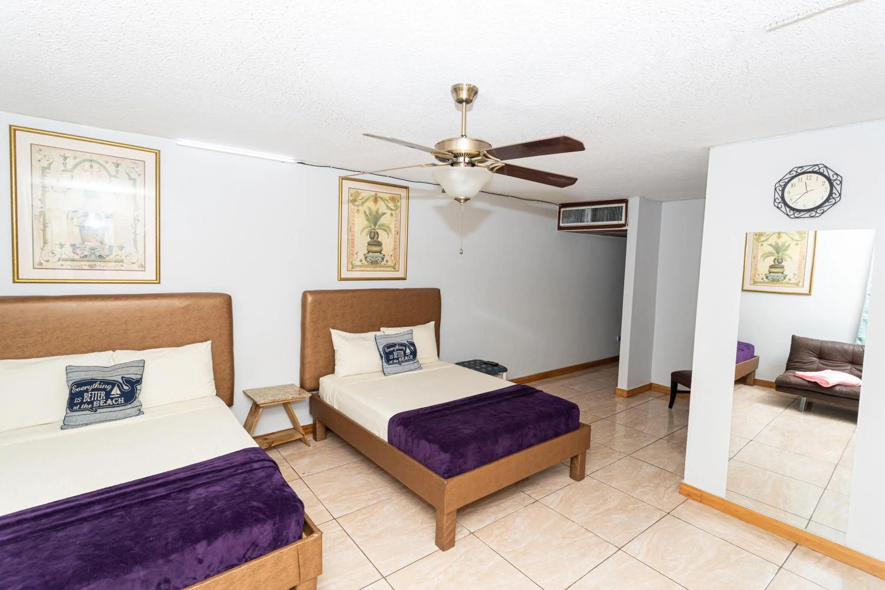 Bedroom, Bed in Montego Bay Club Apartments