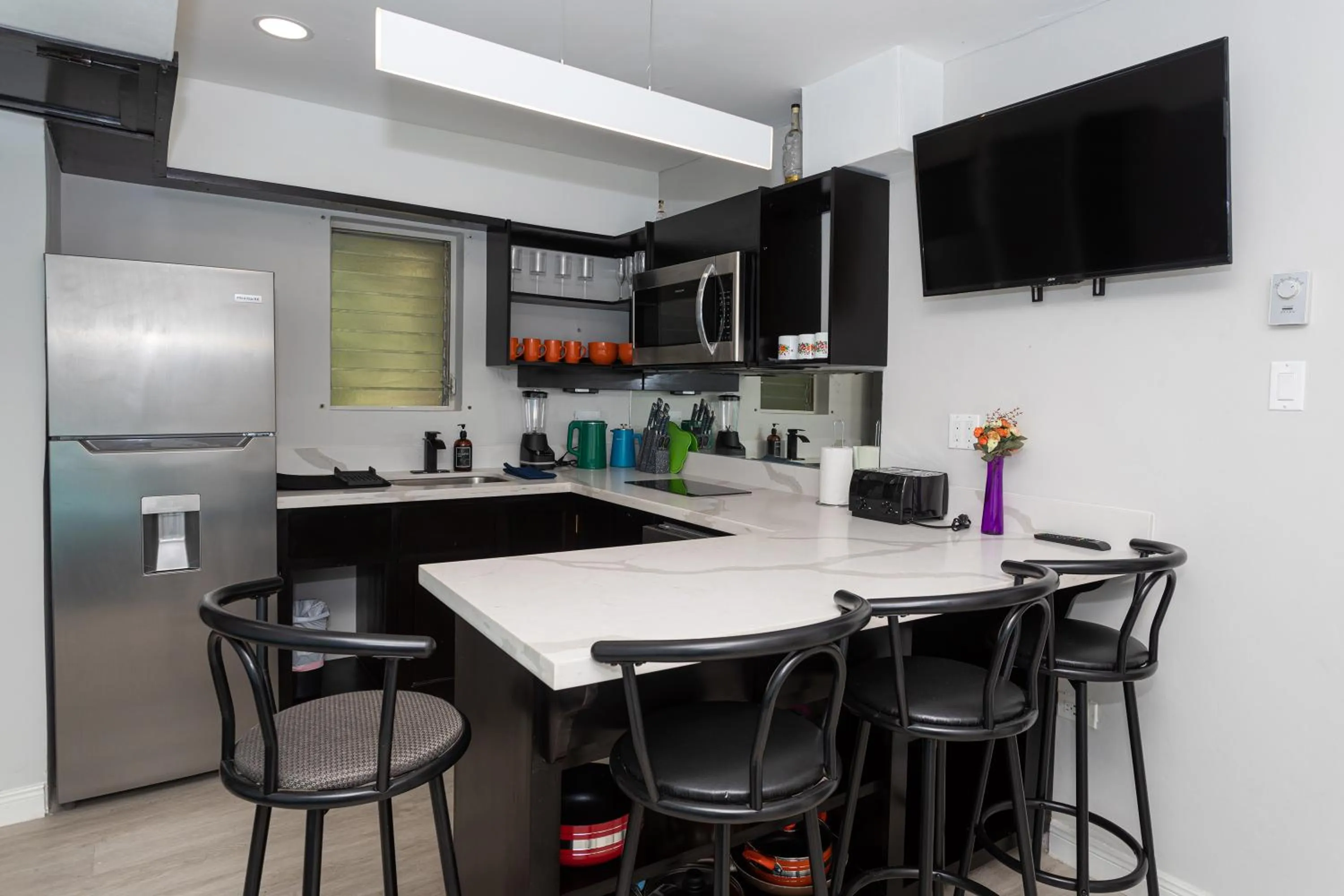 kitchen in Montego Bay Club Apartments