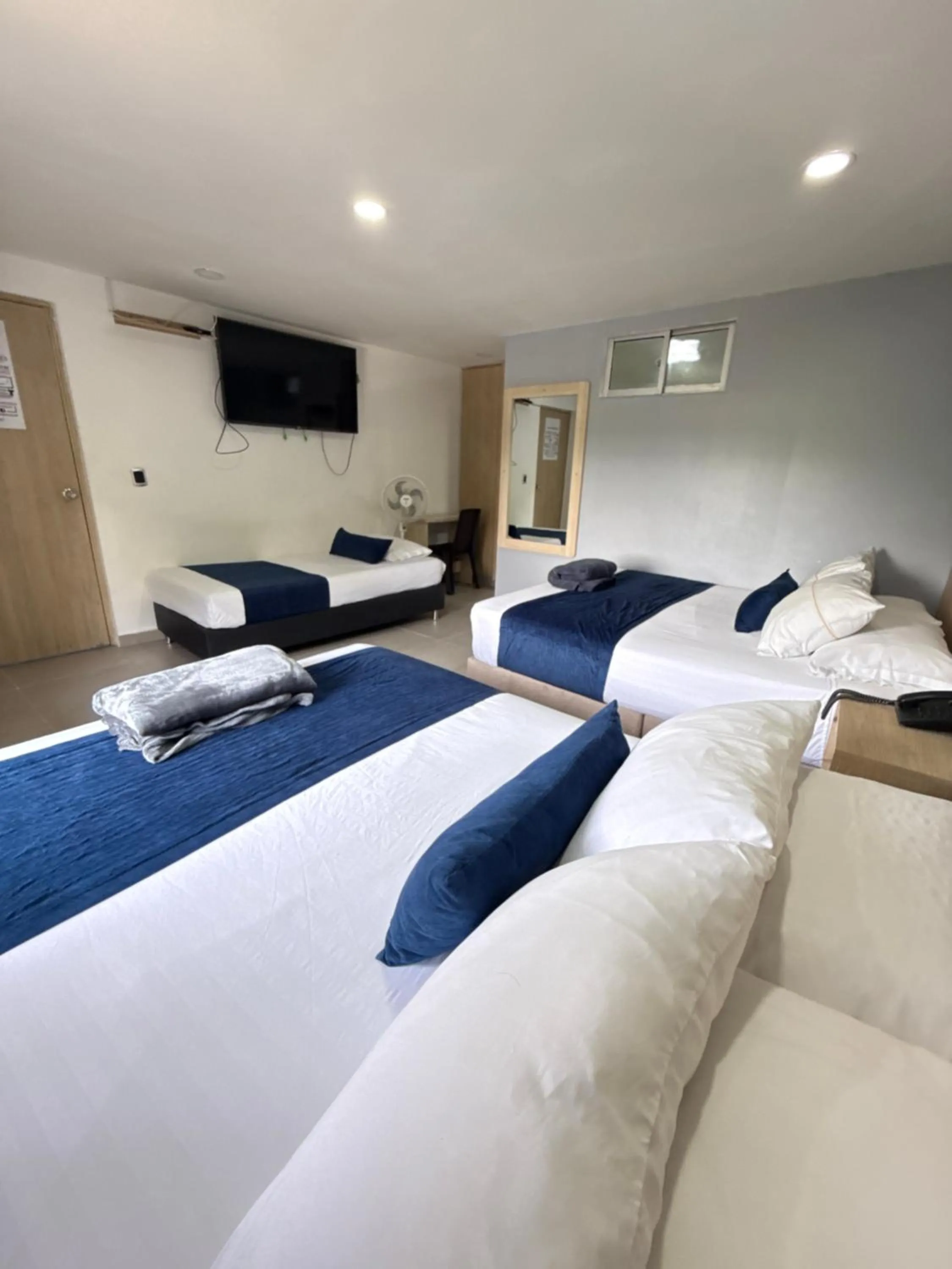 Classic Triple Room in Hotel Suramericana