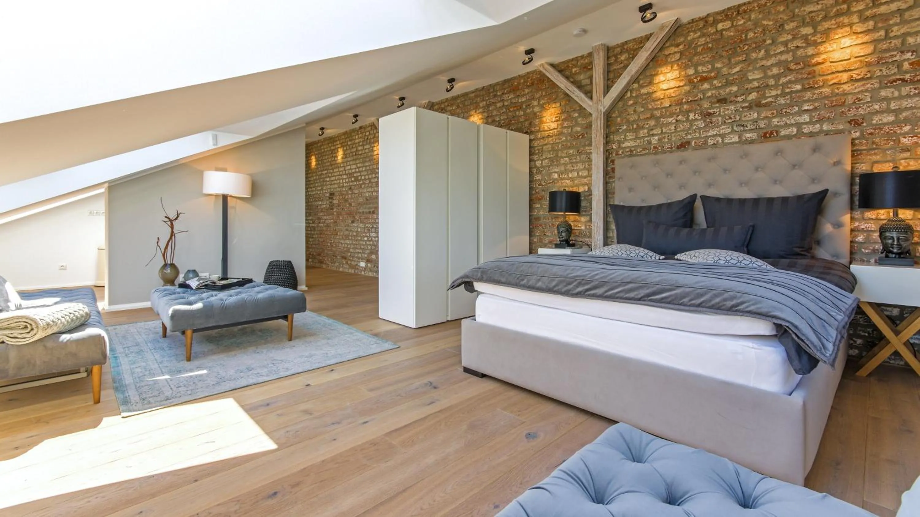 Bedroom, Bed in Refugium de Luxe Messe-Deutz